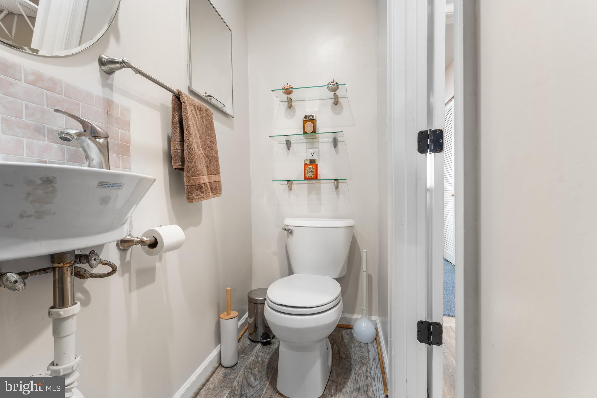 PIN OAK VILLAGE - Residential