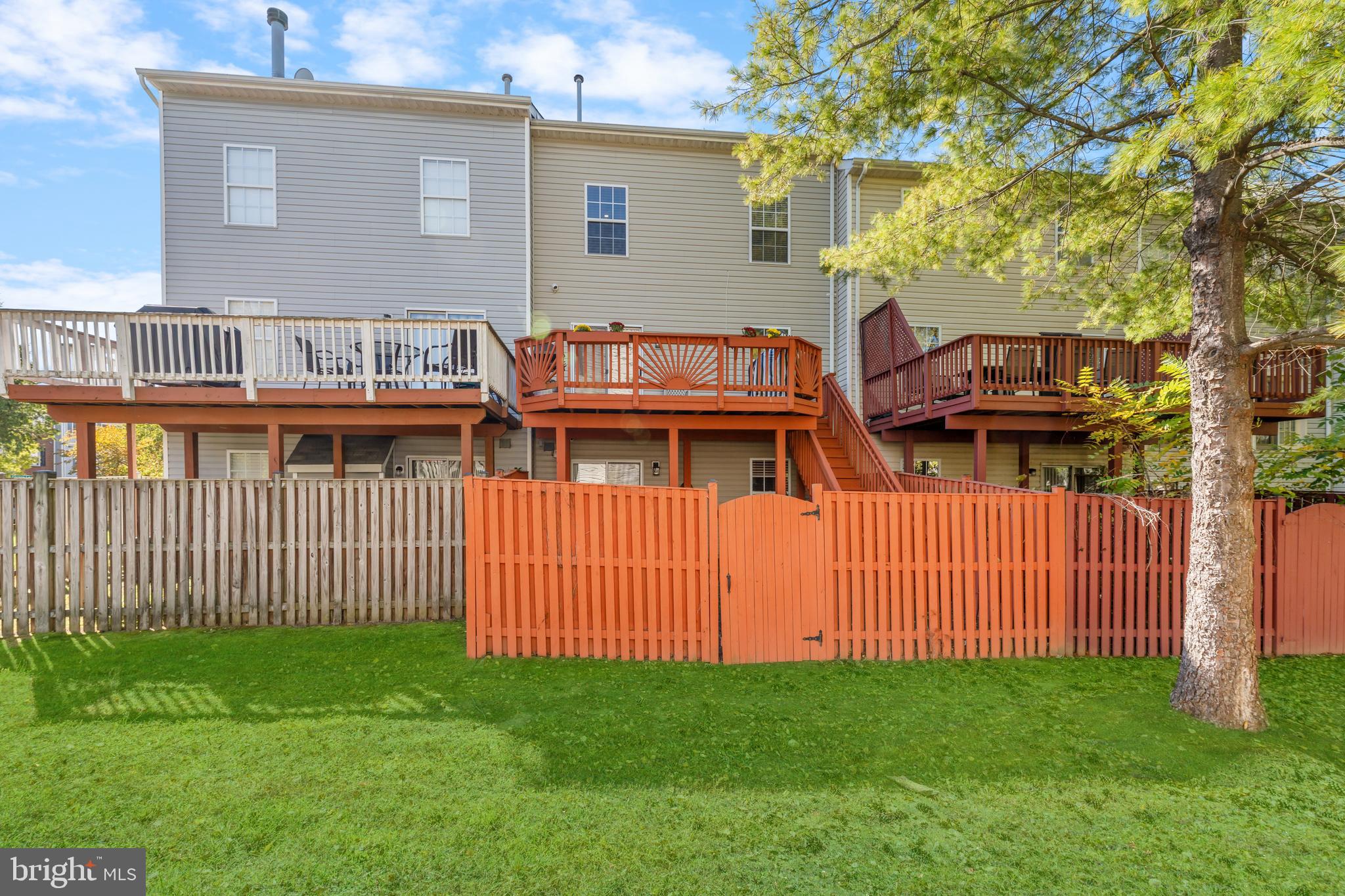 PIN OAK VILLAGE - Residential