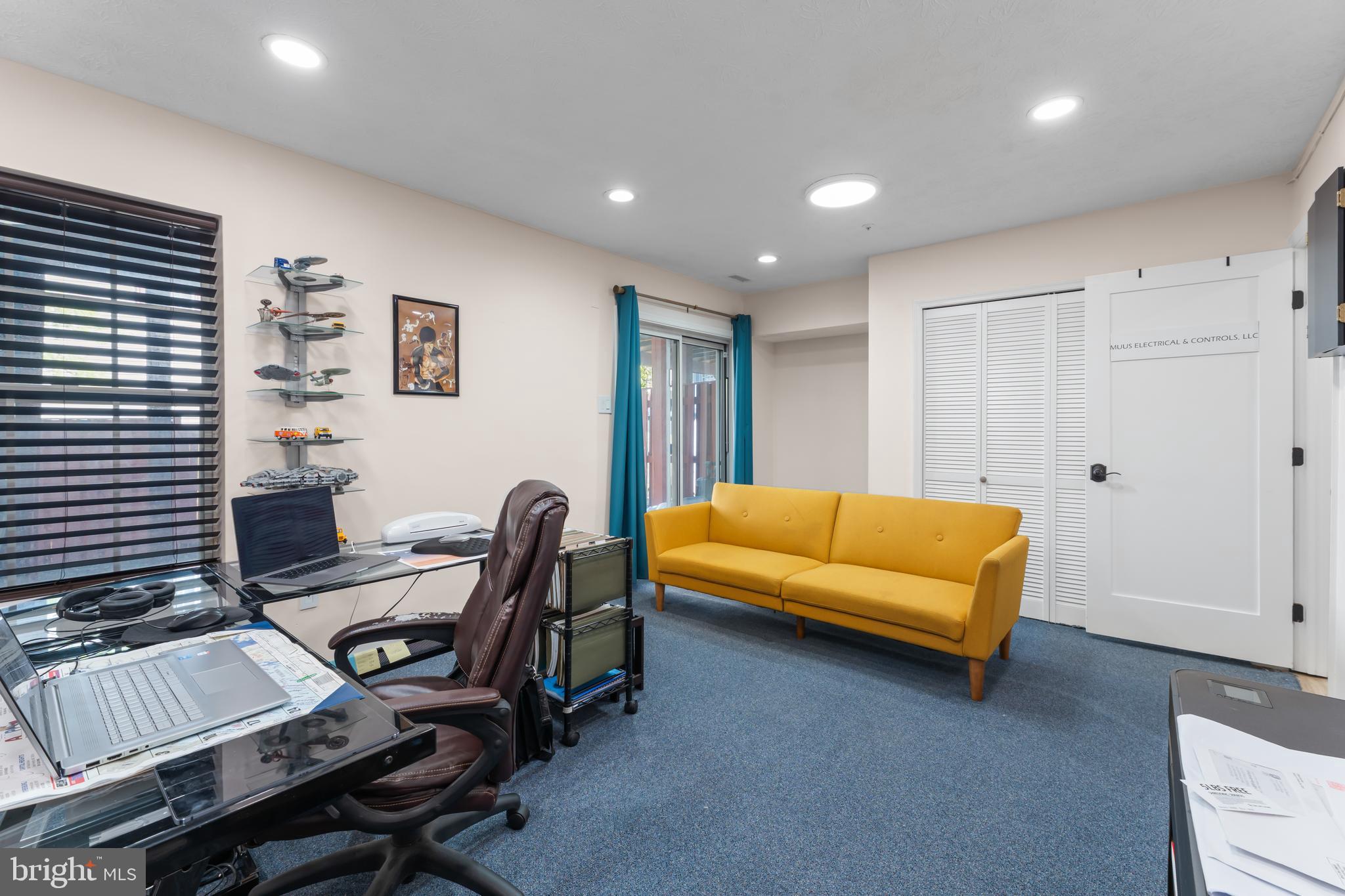 PIN OAK VILLAGE - Residential