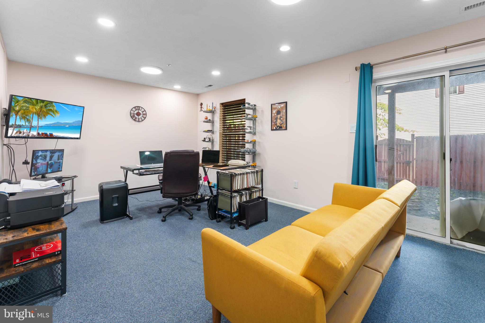 PIN OAK VILLAGE - Residential