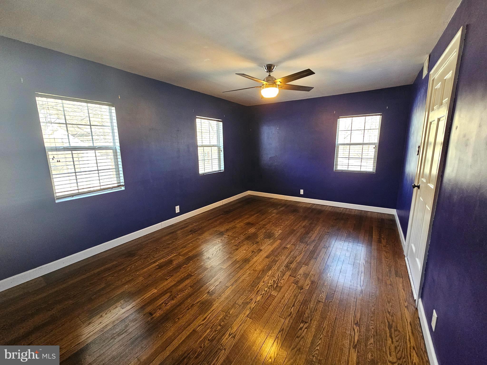 WEST SIDE - Residential