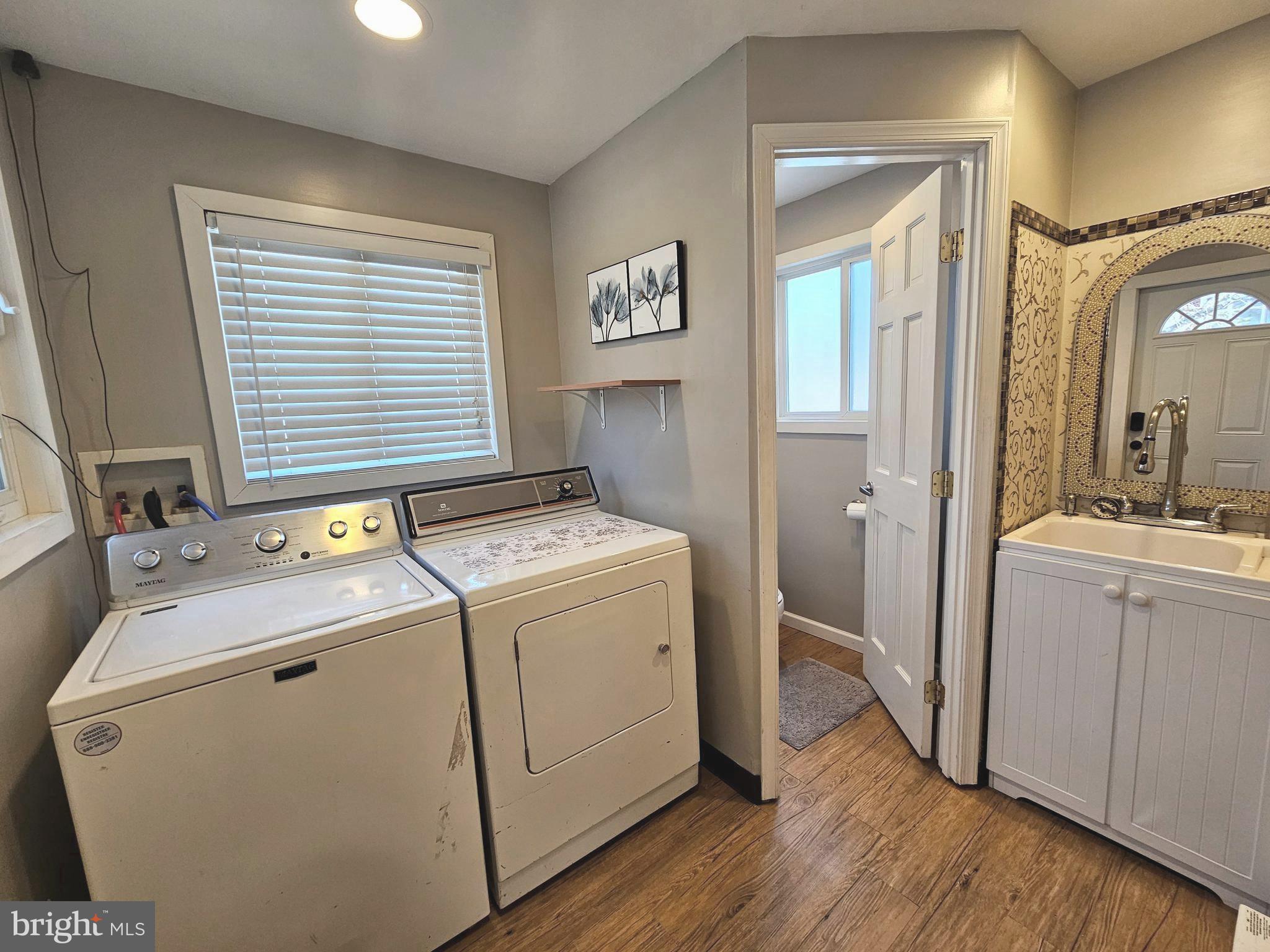 WEST SIDE - Residential