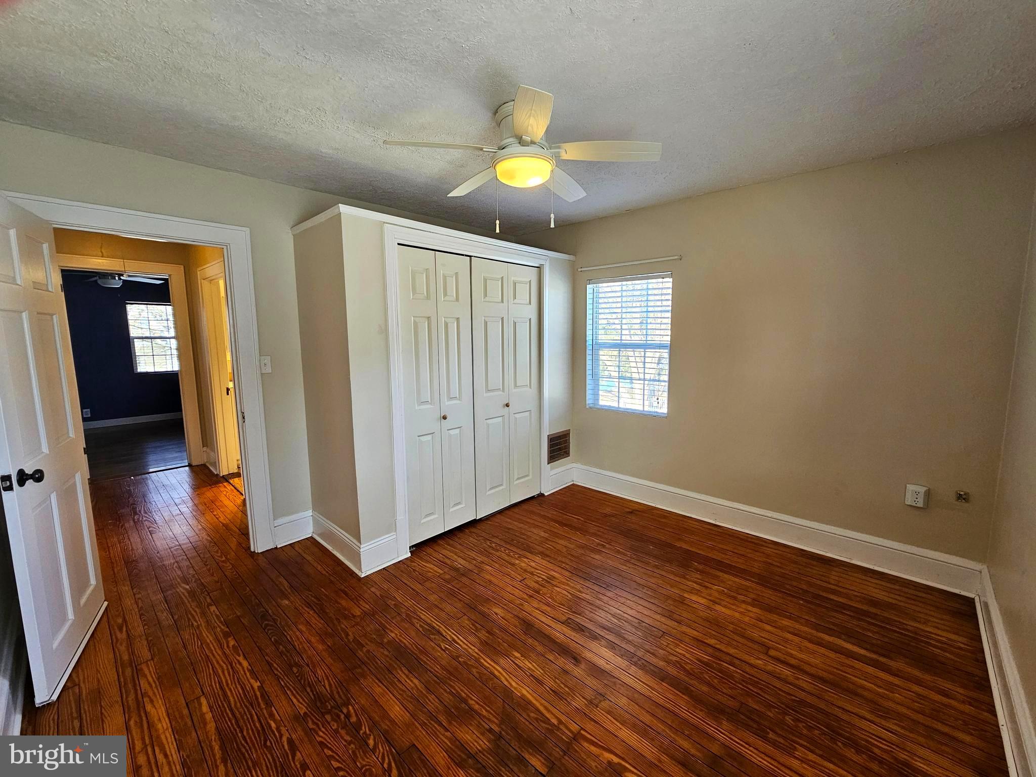 WEST SIDE - Residential