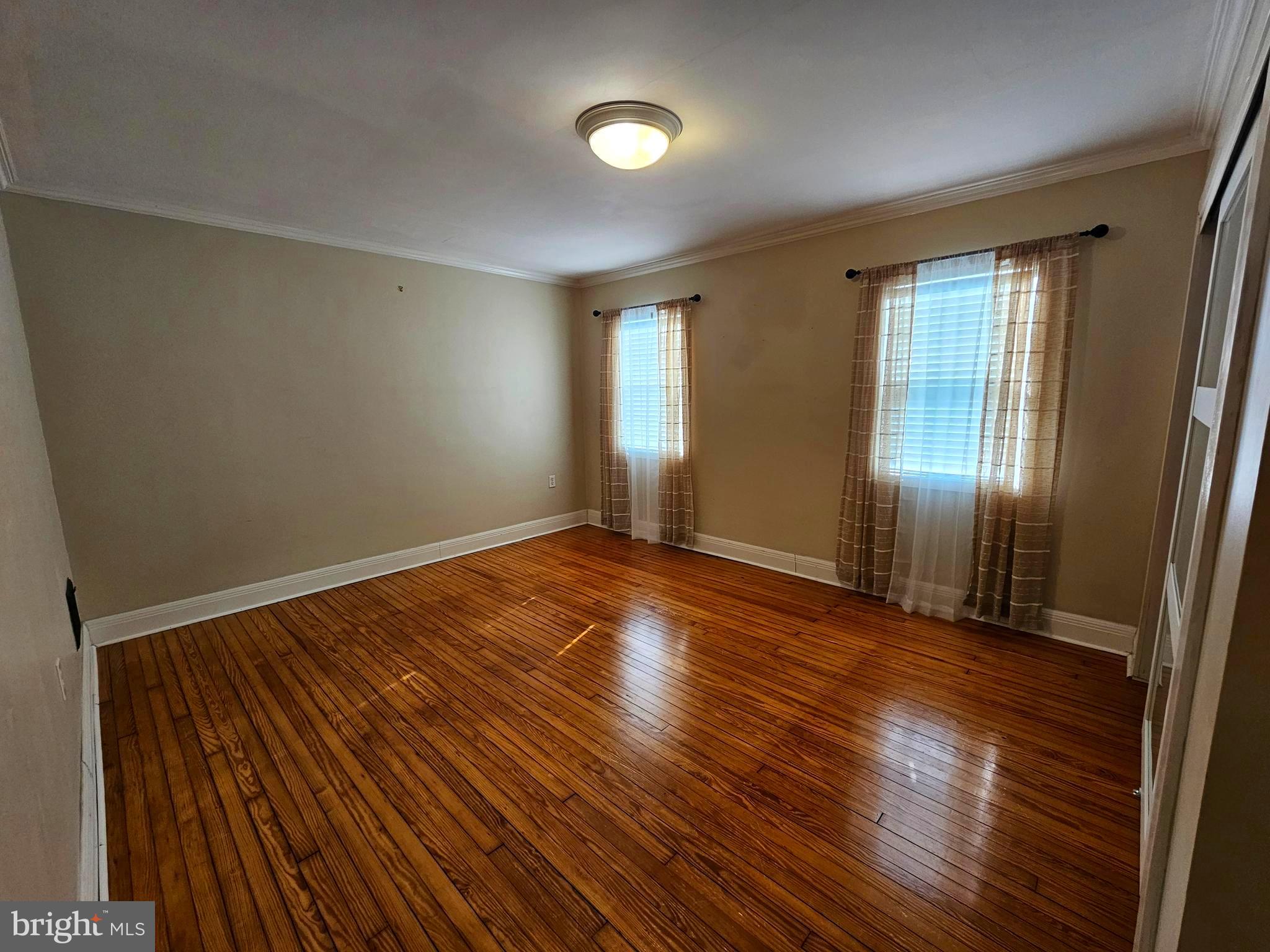 WEST SIDE - Residential