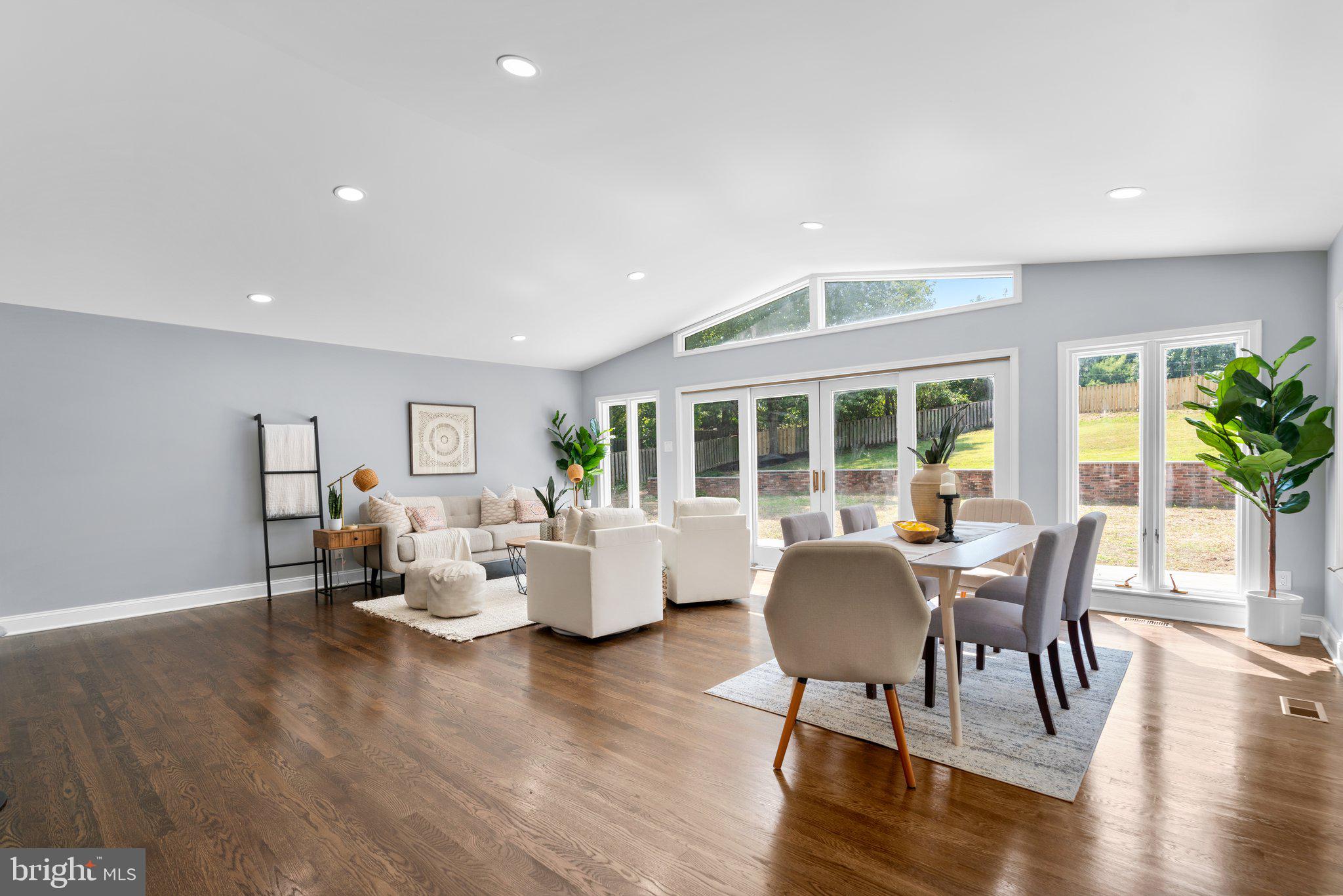 COLLEGE HEIGHTS TERRACE - Residential