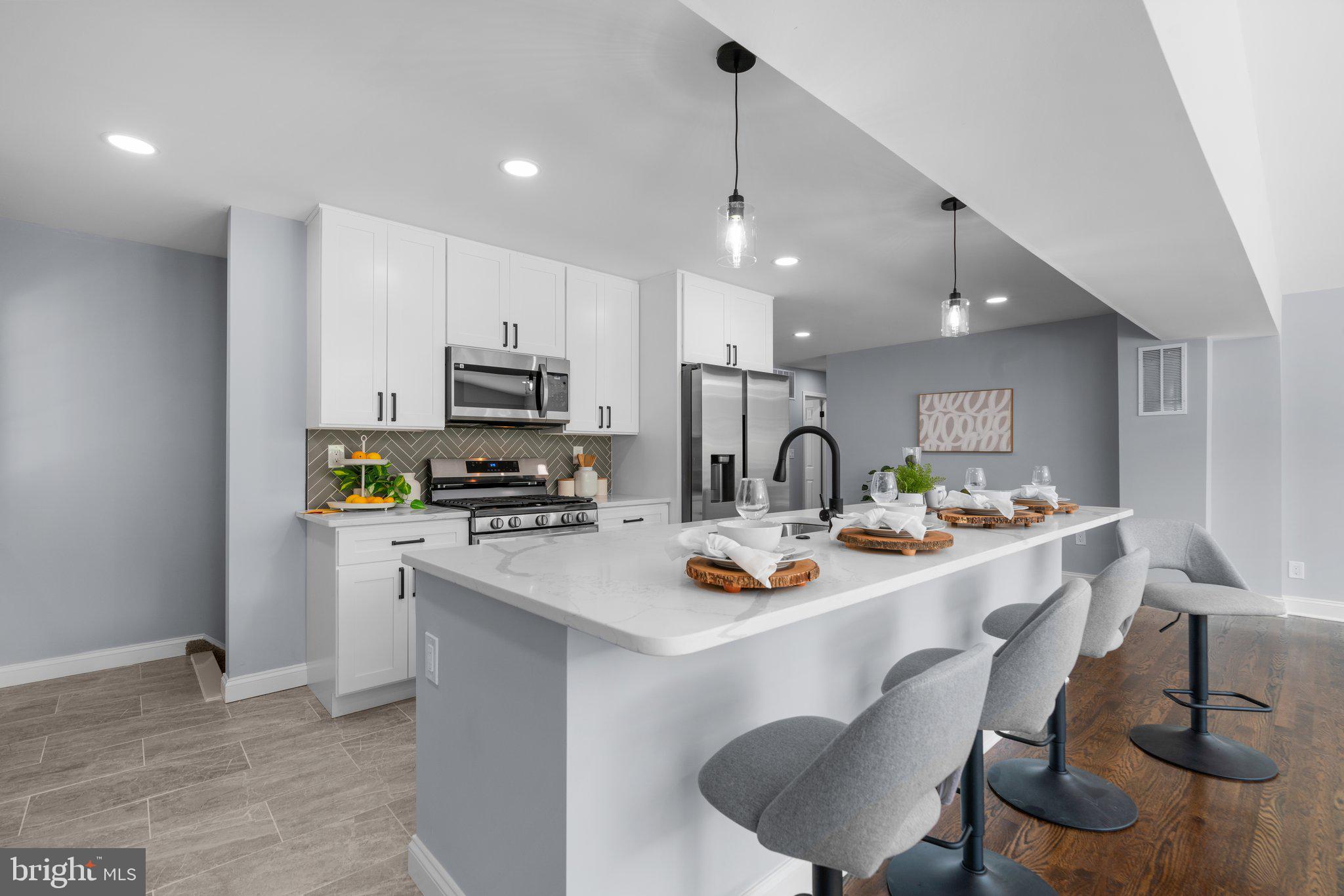 COLLEGE HEIGHTS TERRACE - Residential