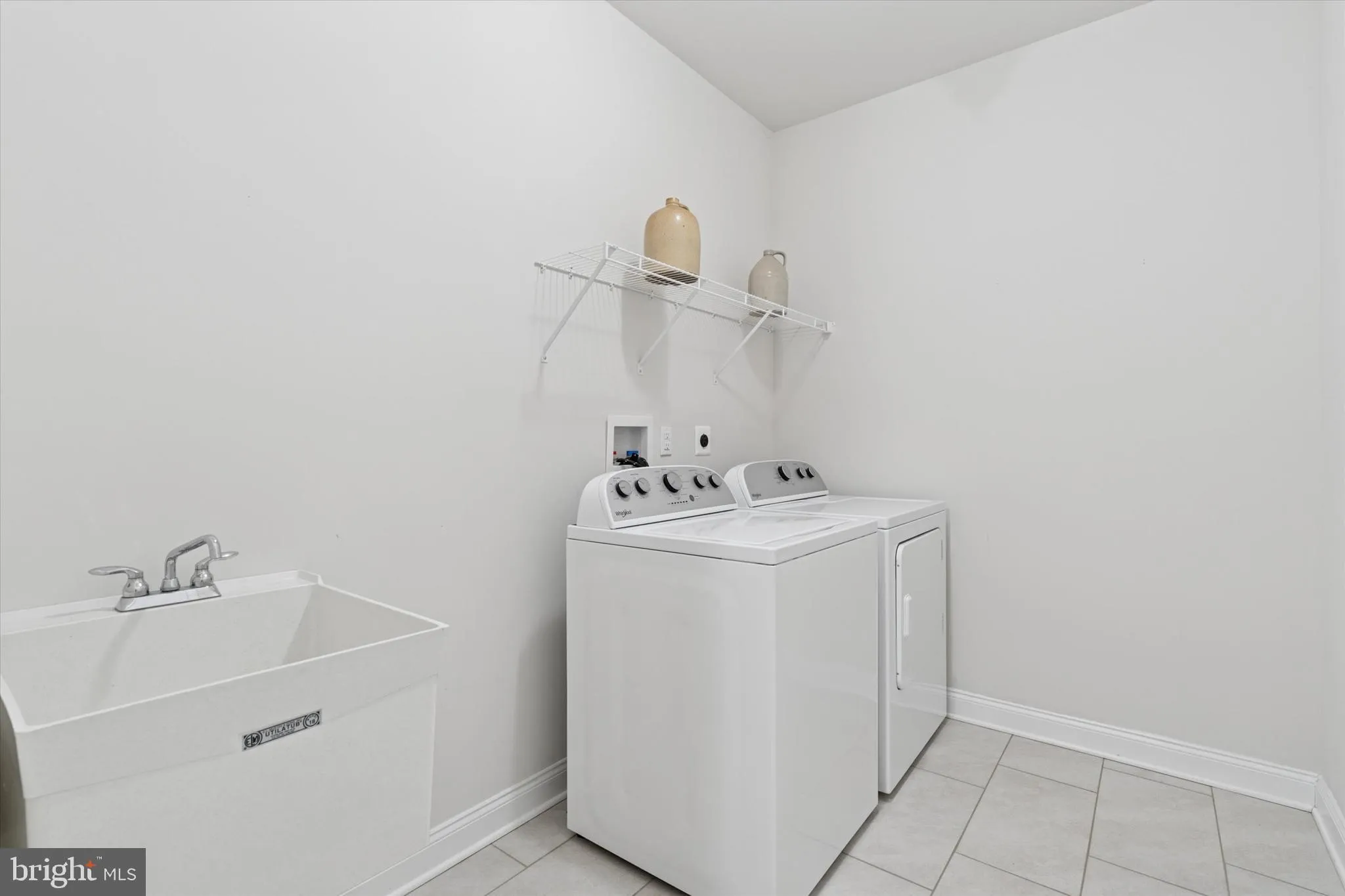 Collegeville, Pennsylvania 19426, United States, 3 Bedrooms Bedrooms, ,3 BathroomsBathrooms,Residential,Active,96906