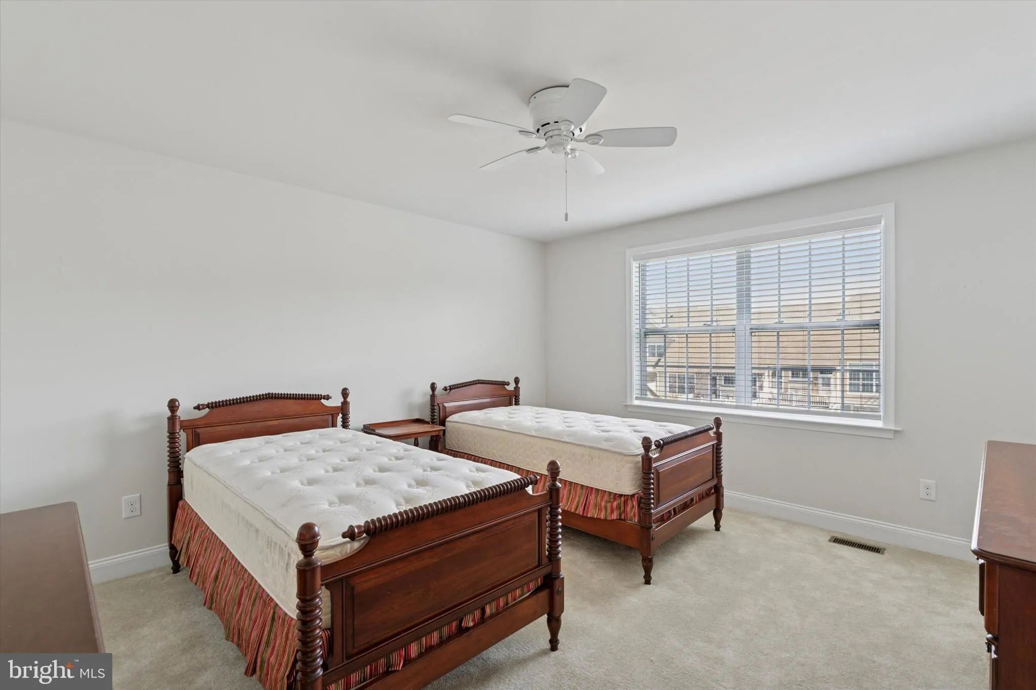 Collegeville, Pennsylvania 19426, United States, 3 Bedrooms Bedrooms, ,3 BathroomsBathrooms,Residential,Active,96906
