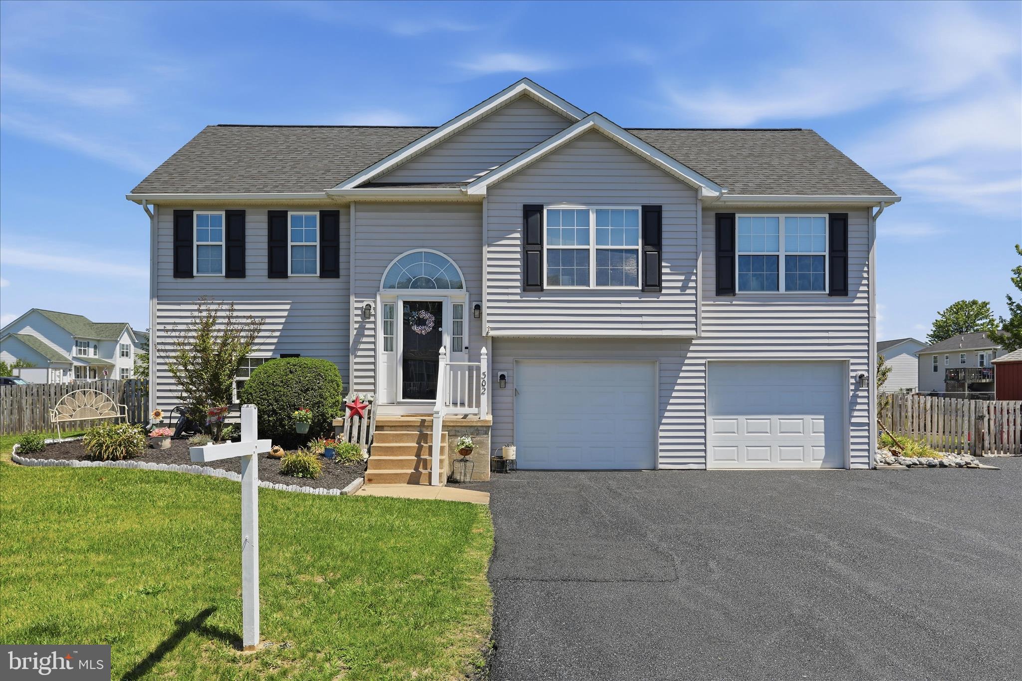 302 DICKENSON DRIVE