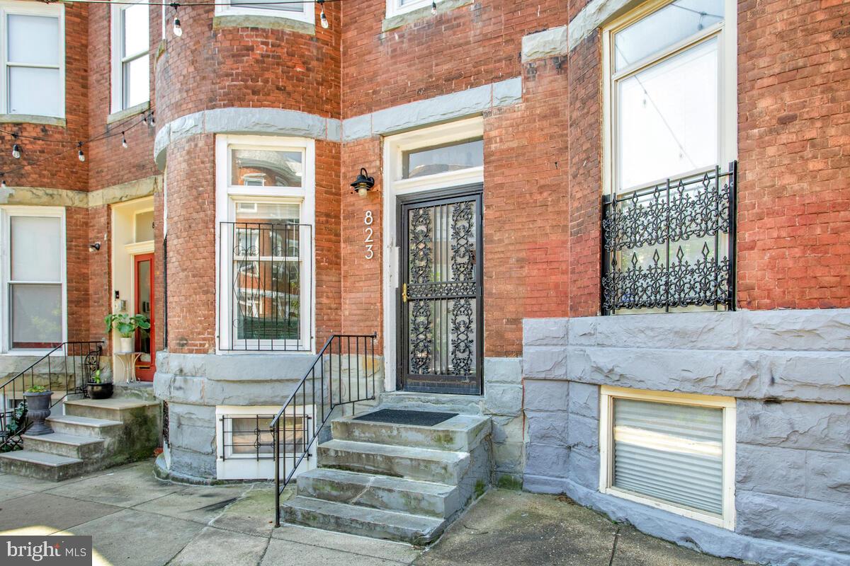3 Fully Renovated Apartments - Turn-Key Investment Opportunity! Welcome to 823 Newington Ave, a beautifully updated 3-unit multi-family property in Baltimore’s historic Reservoir Hill. All three apartments feature 2 bedrooms and 1 bathroom, each newly renovated with modern finishes, making this a true turn-key investment. One unit is already leased through 2027 to a reliable long-term tenant, providing immediate income. Whether you're looking to expand your portfolio or live in one unit while renting the others, this property offers flexibility and value. Located just minutes from MICA, the University of Baltimore, and Downtown, with easy access to I-83, I-95, and I-295. Schedule your tour today—opportunities like this don’t last!
Bundled service pricing available for buyers. Connect with the listing agent for details