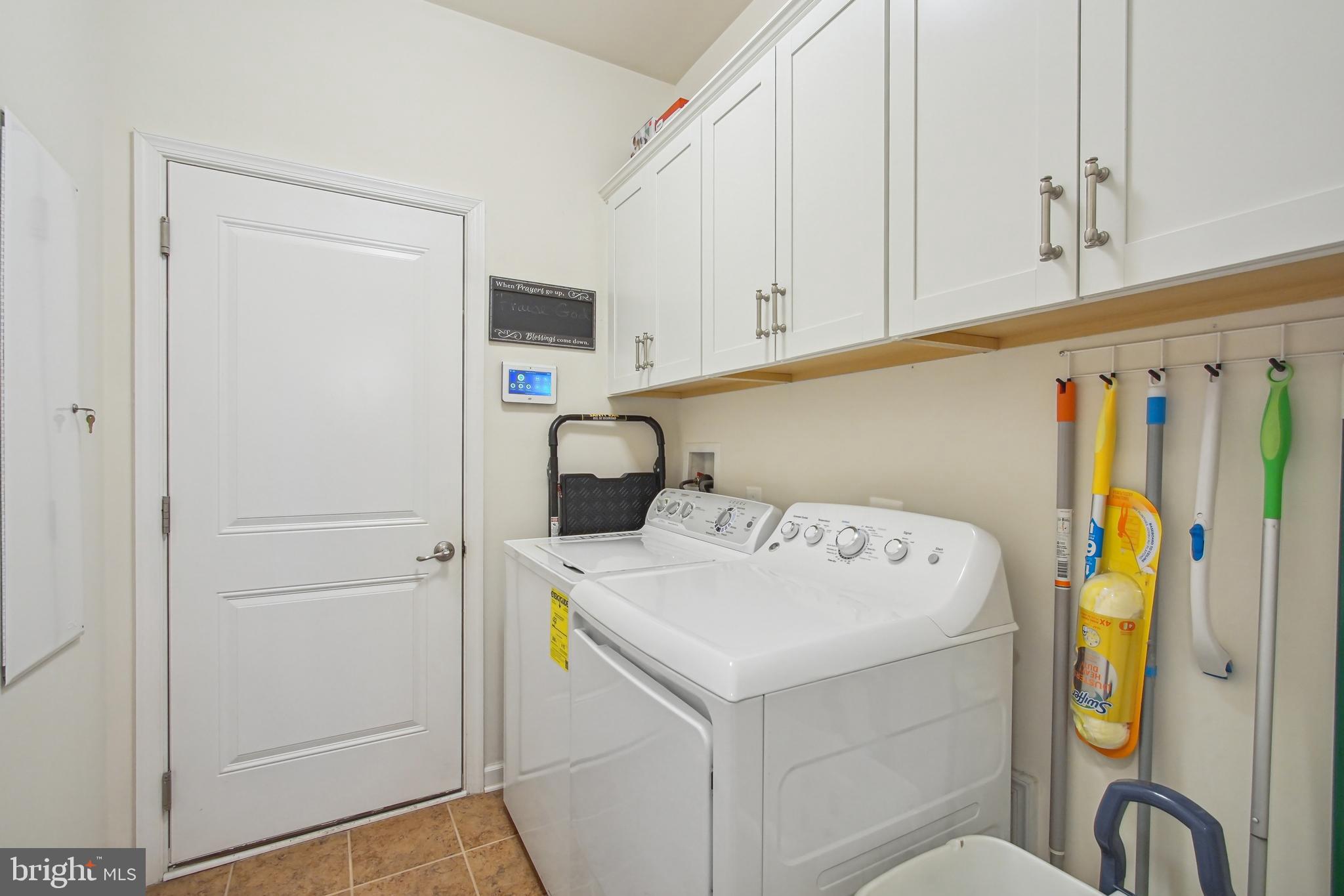 CENTRAL PARKE COLONIAL CHARLES - Residential