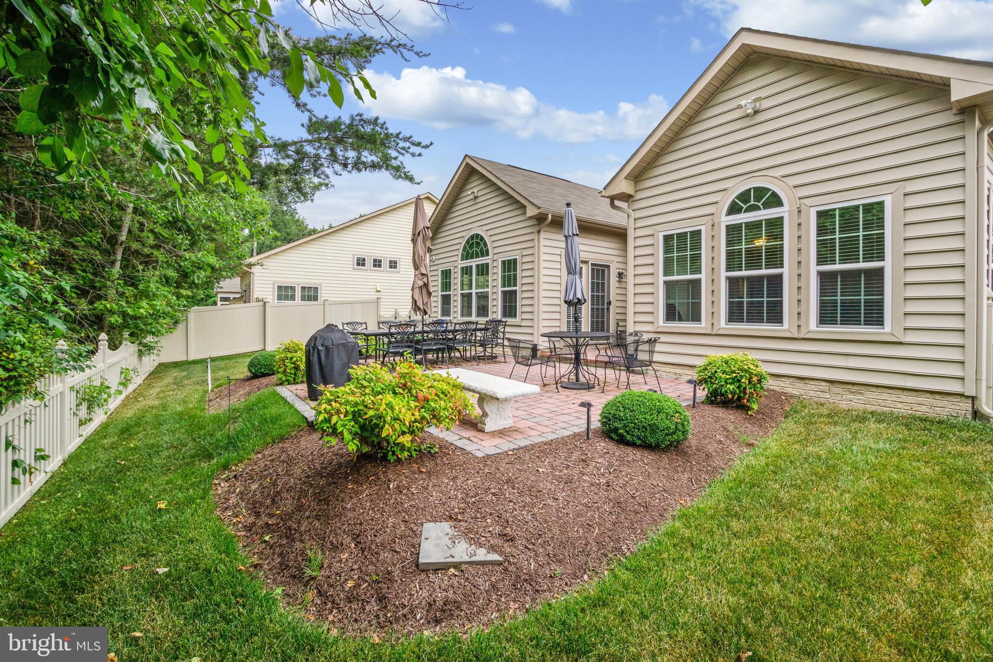 CENTRAL PARKE COLONIAL CHARLES - Residential