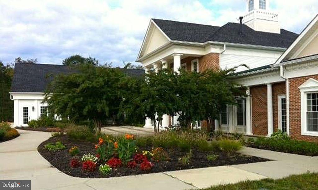 CENTRAL PARKE COLONIAL CHARLES - Residential