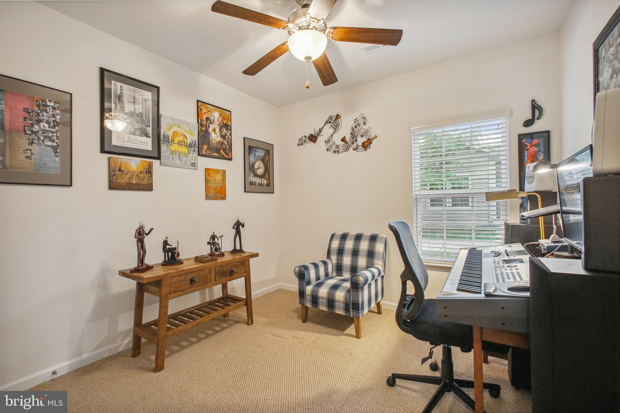 CENTRAL PARKE COLONIAL CHARLES - Residential