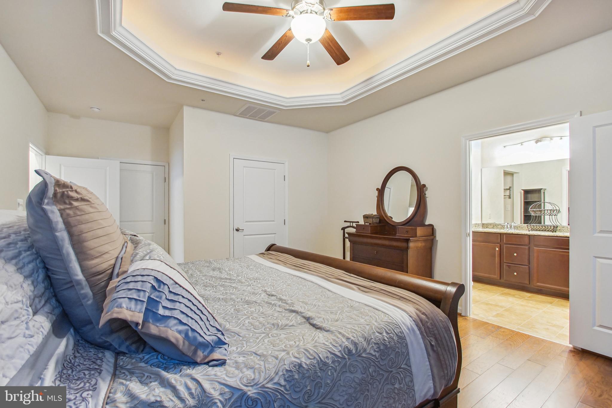 CENTRAL PARKE COLONIAL CHARLES - Residential