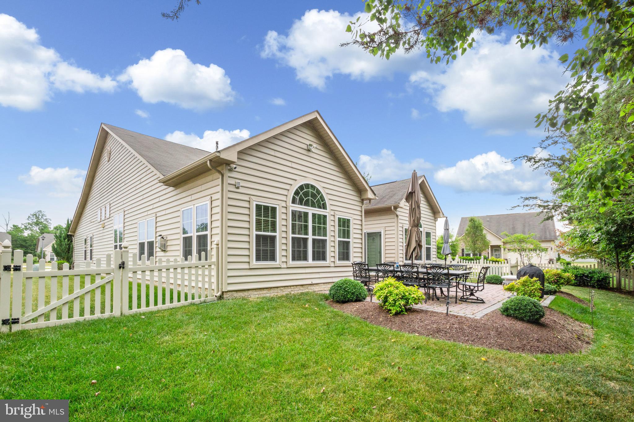 CENTRAL PARKE COLONIAL CHARLES - Residential