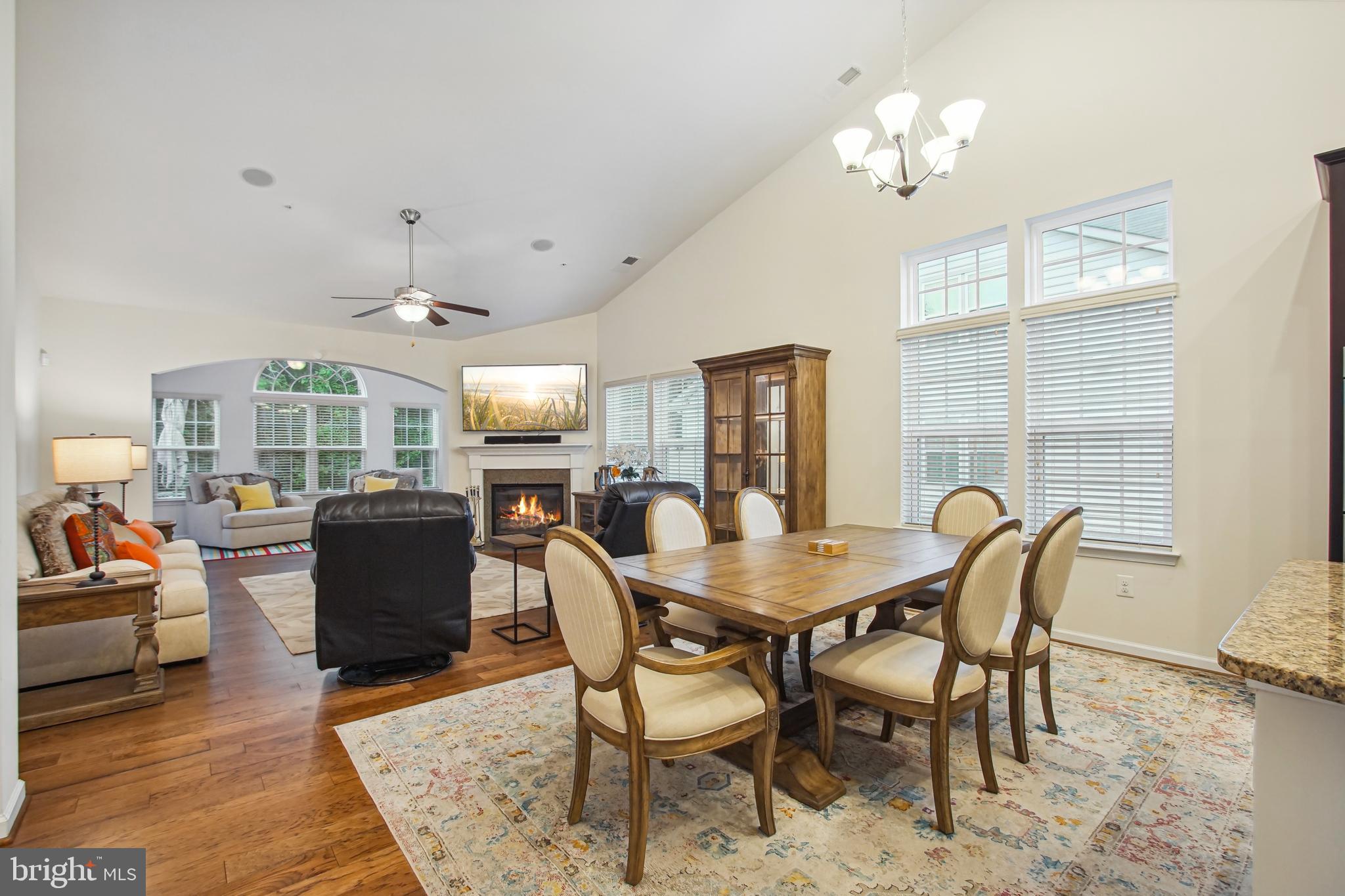 CENTRAL PARKE COLONIAL CHARLES - Residential