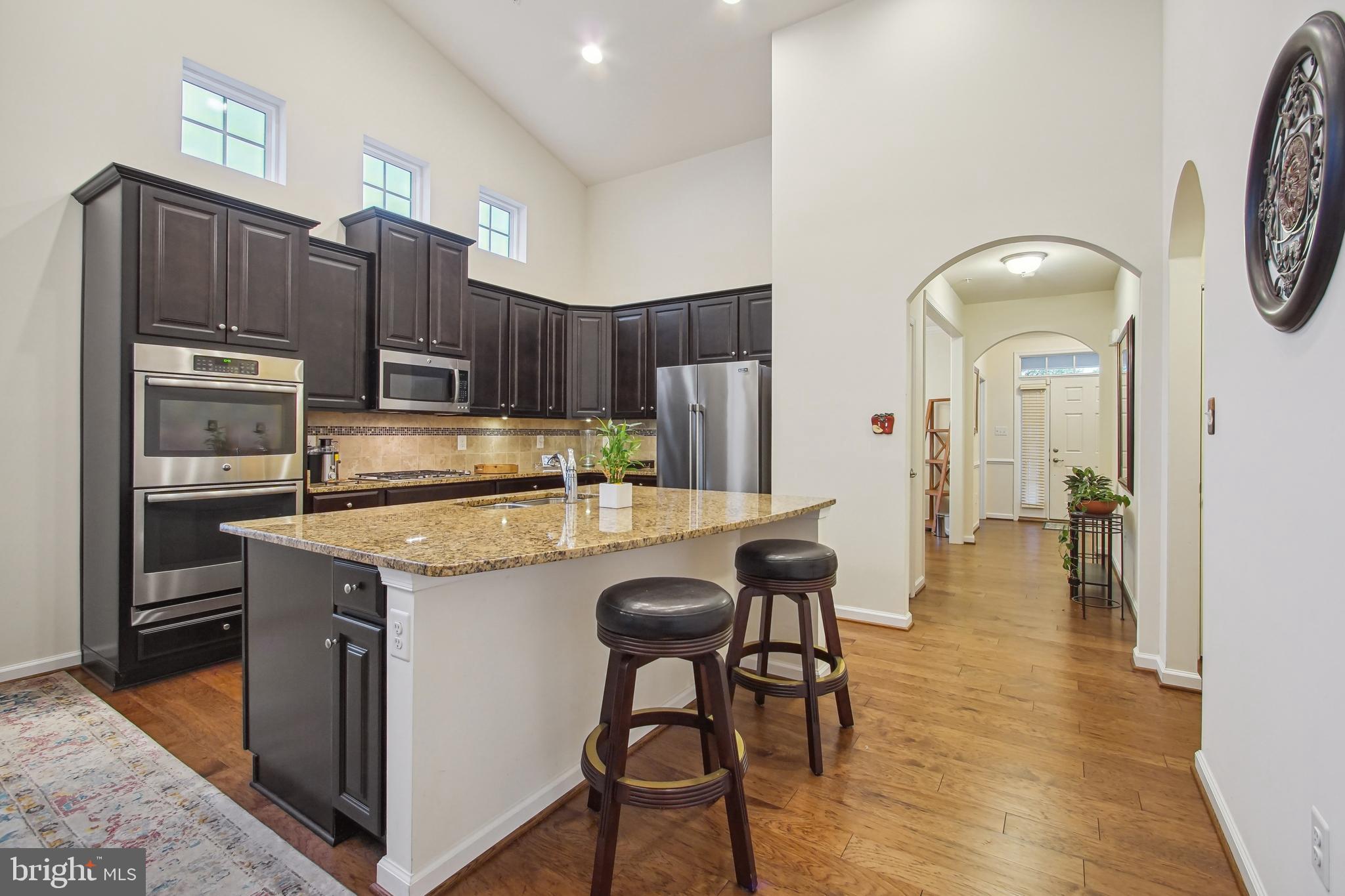 CENTRAL PARKE COLONIAL CHARLES - Residential