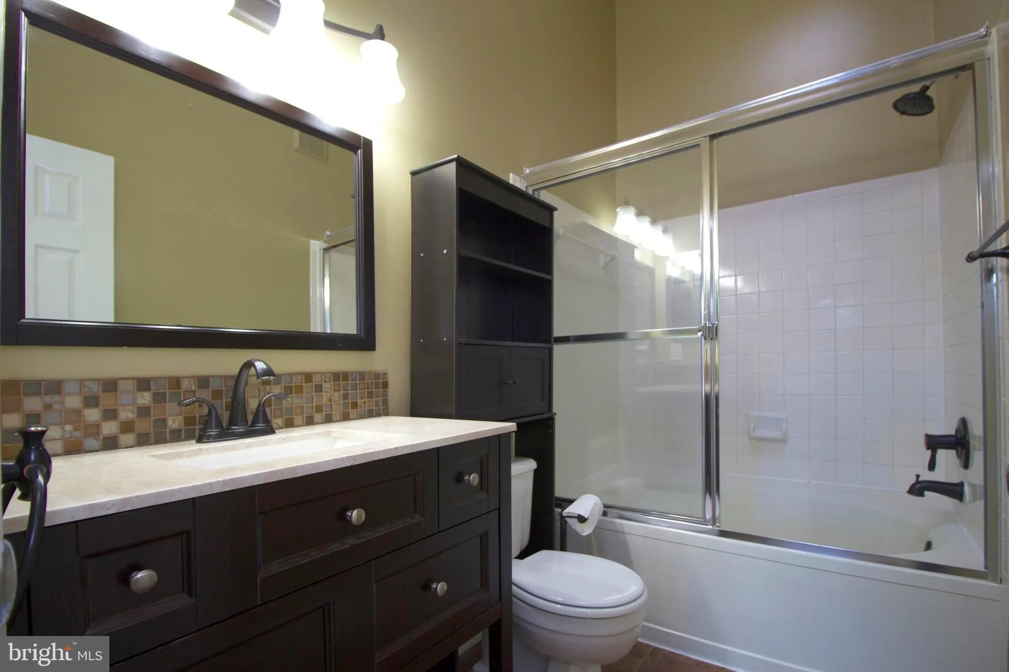 Alexandria, Virginia 22315, United States, 3 Bedrooms Bedrooms, ,4 BathroomsBathrooms,Residential,Active,122781