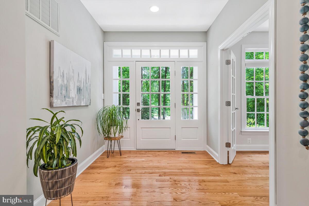 706 RIVERVIEW TERRACE