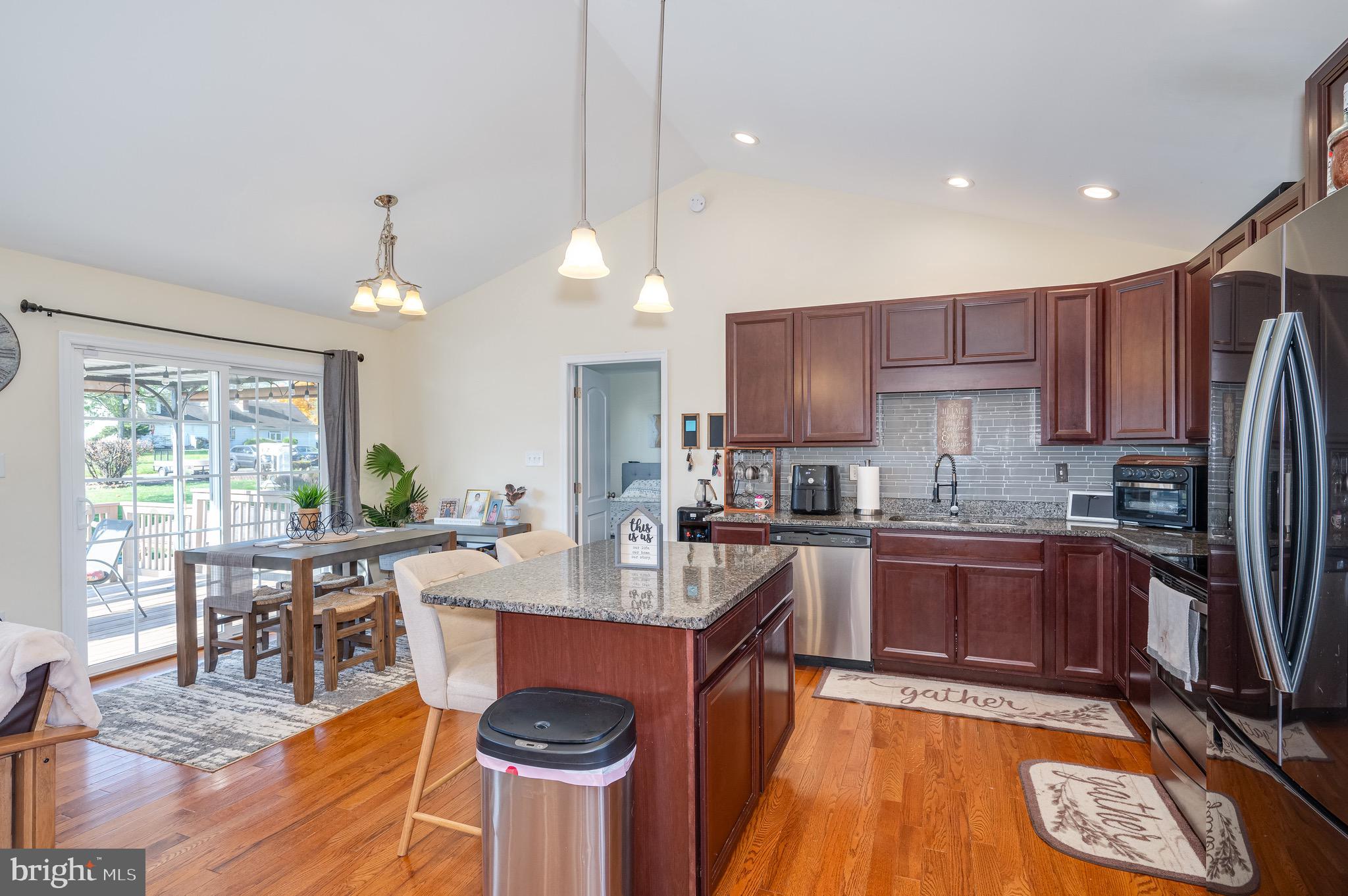 HERITAGE HILLS - Residential