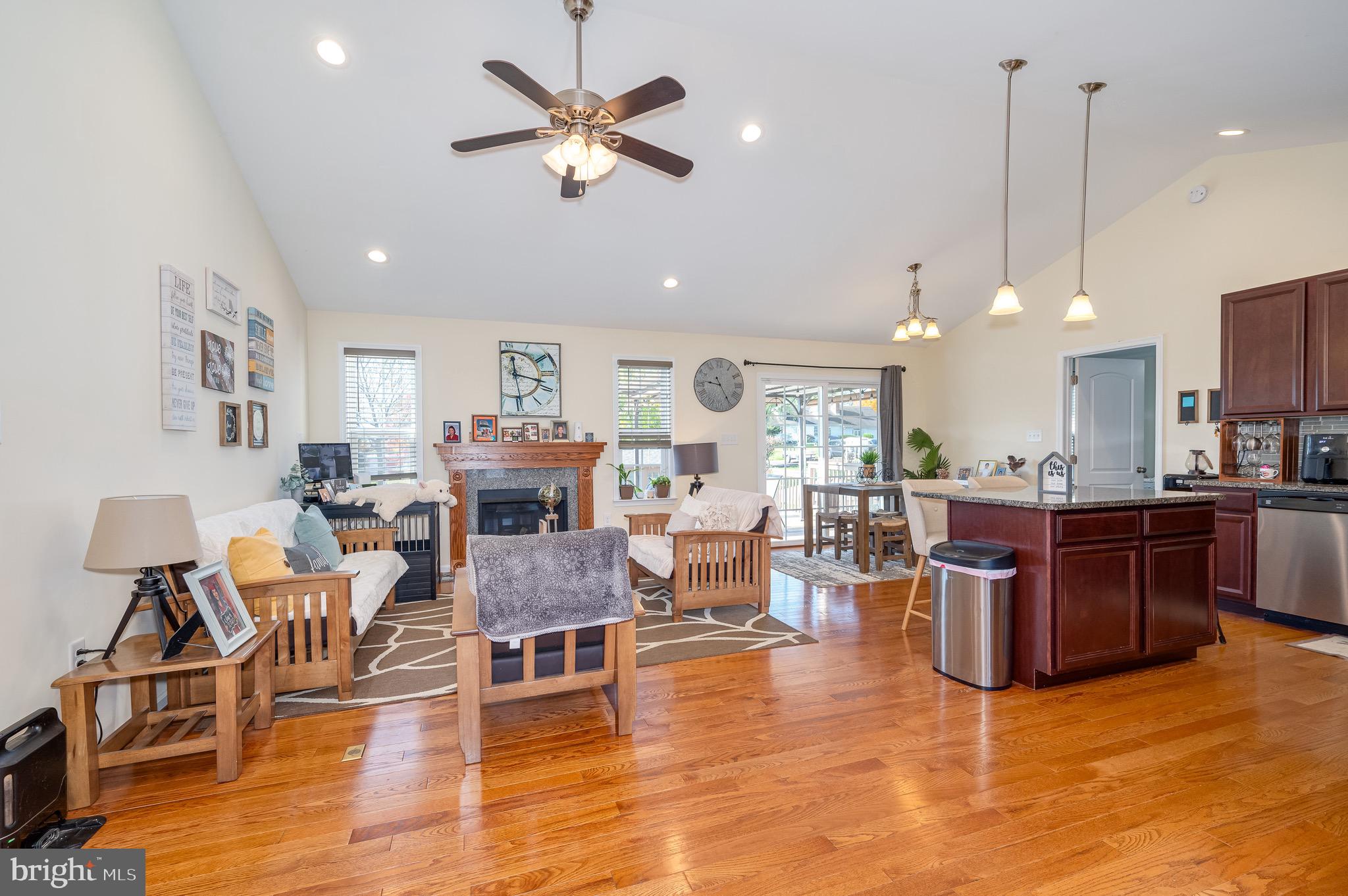 HERITAGE HILLS - Residential