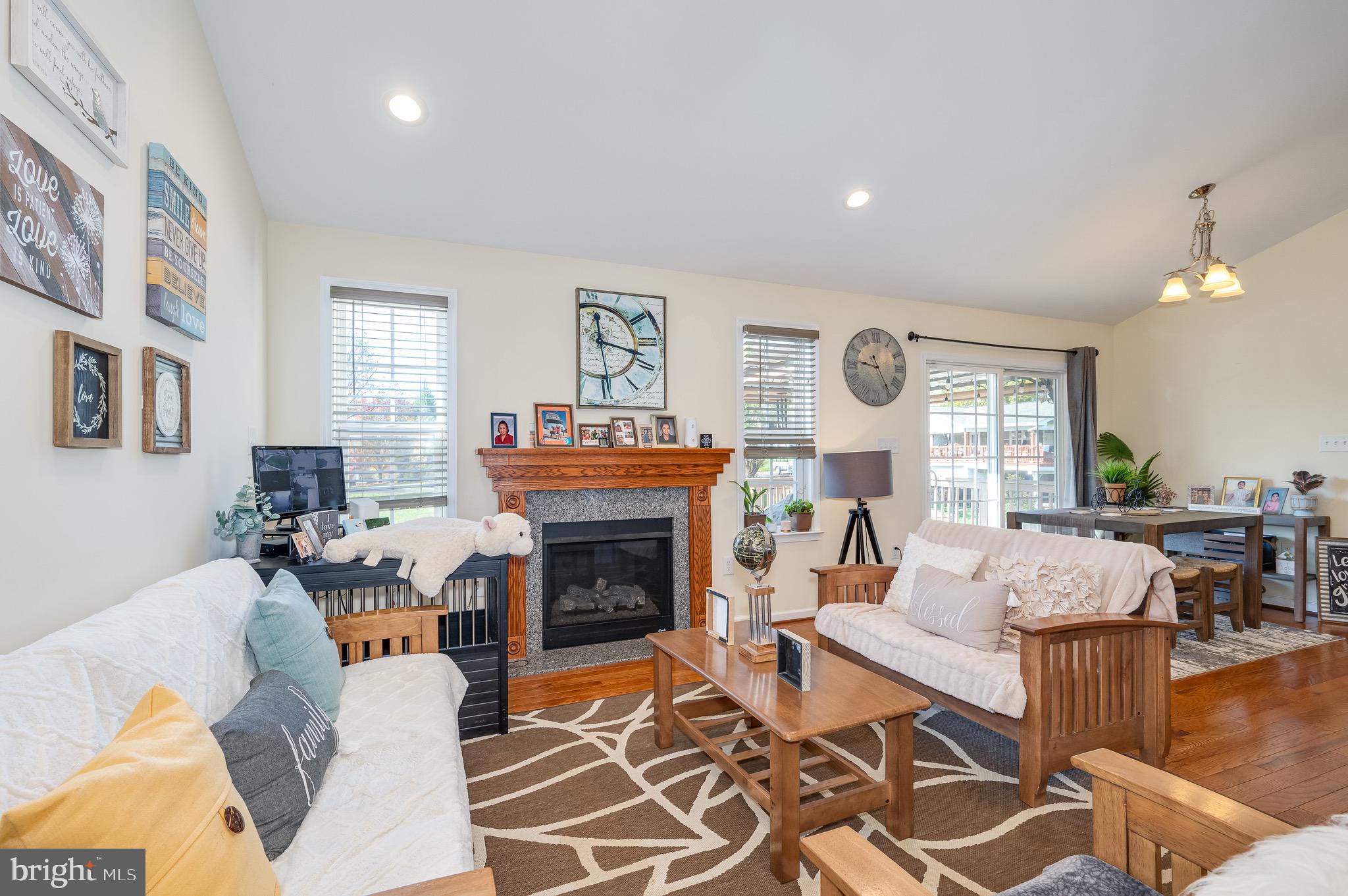 HERITAGE HILLS - Residential