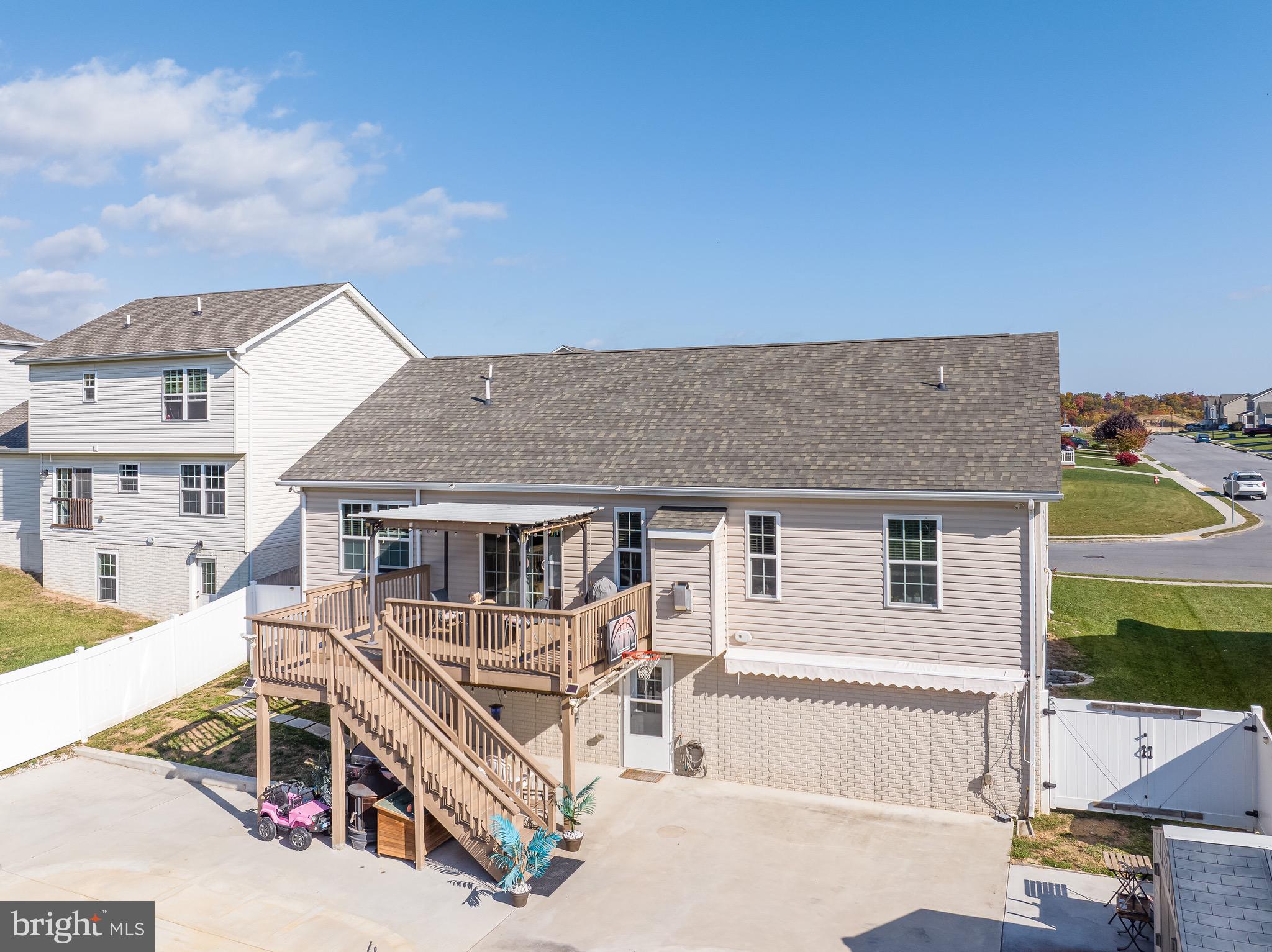 HERITAGE HILLS - Residential