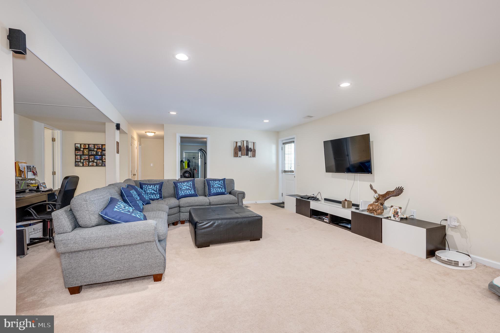 HERITAGE HILLS - Residential