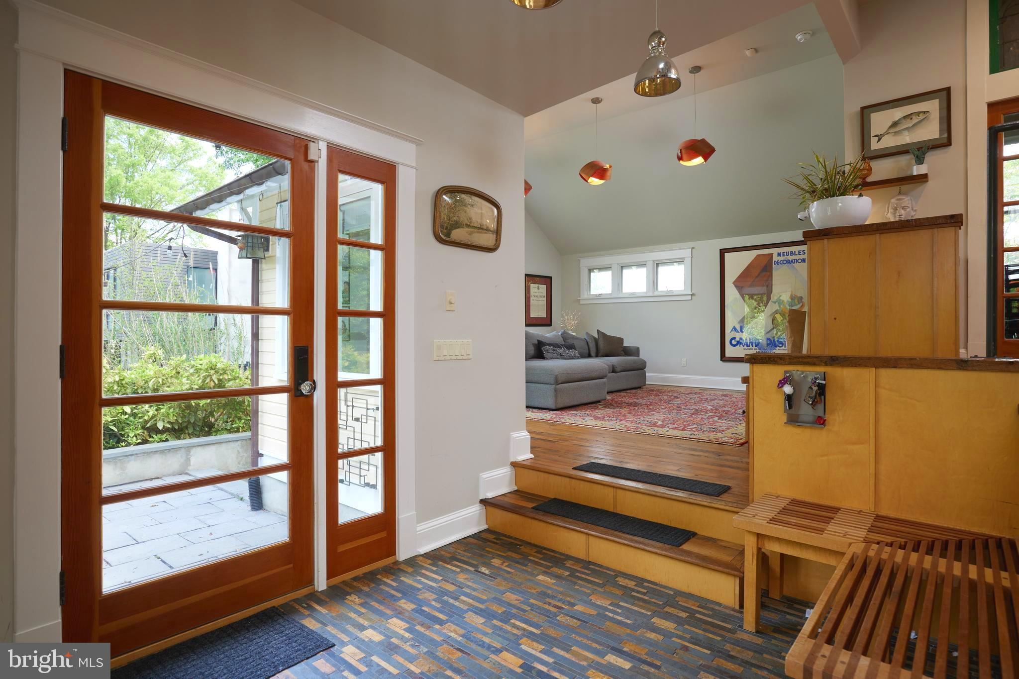 ROSEMONT - Residential