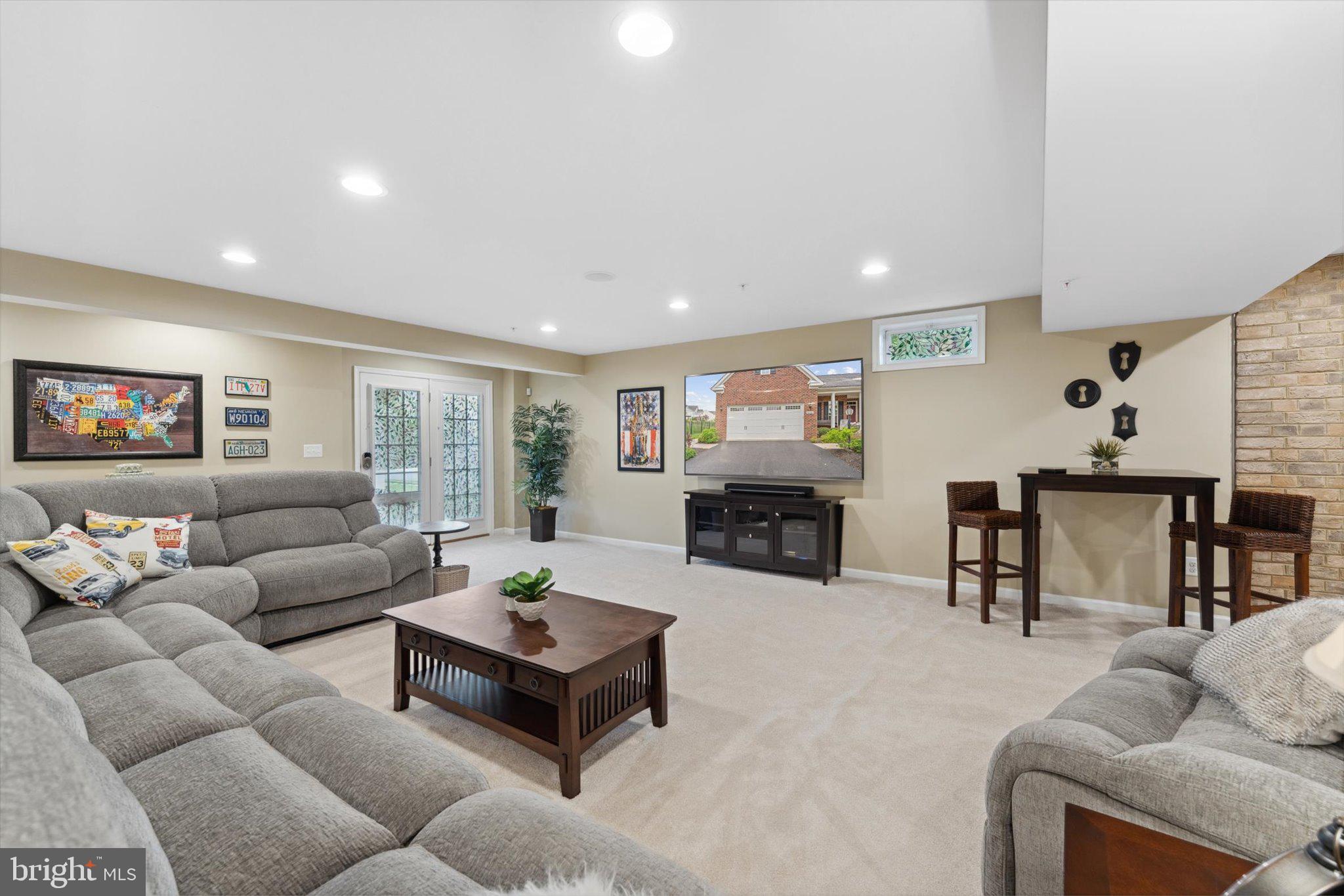 MARBURY - Residential