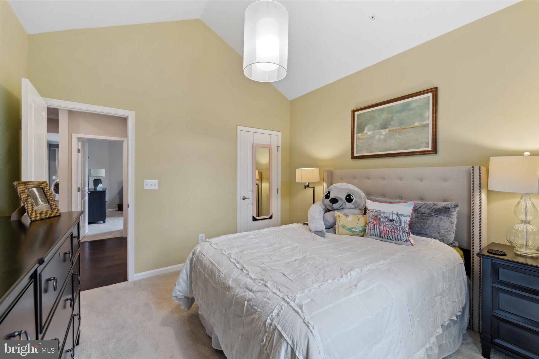 MARBURY - Residential