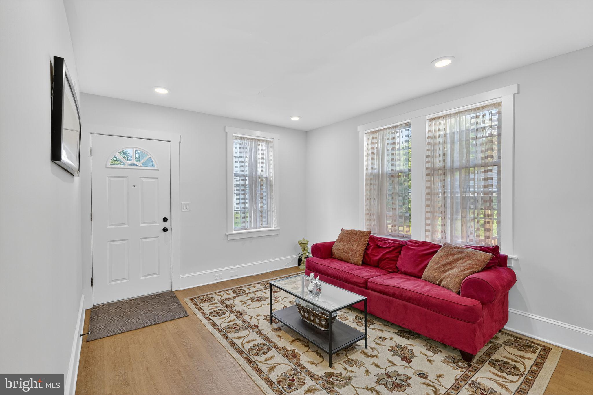 CHELTENHAM - Residential