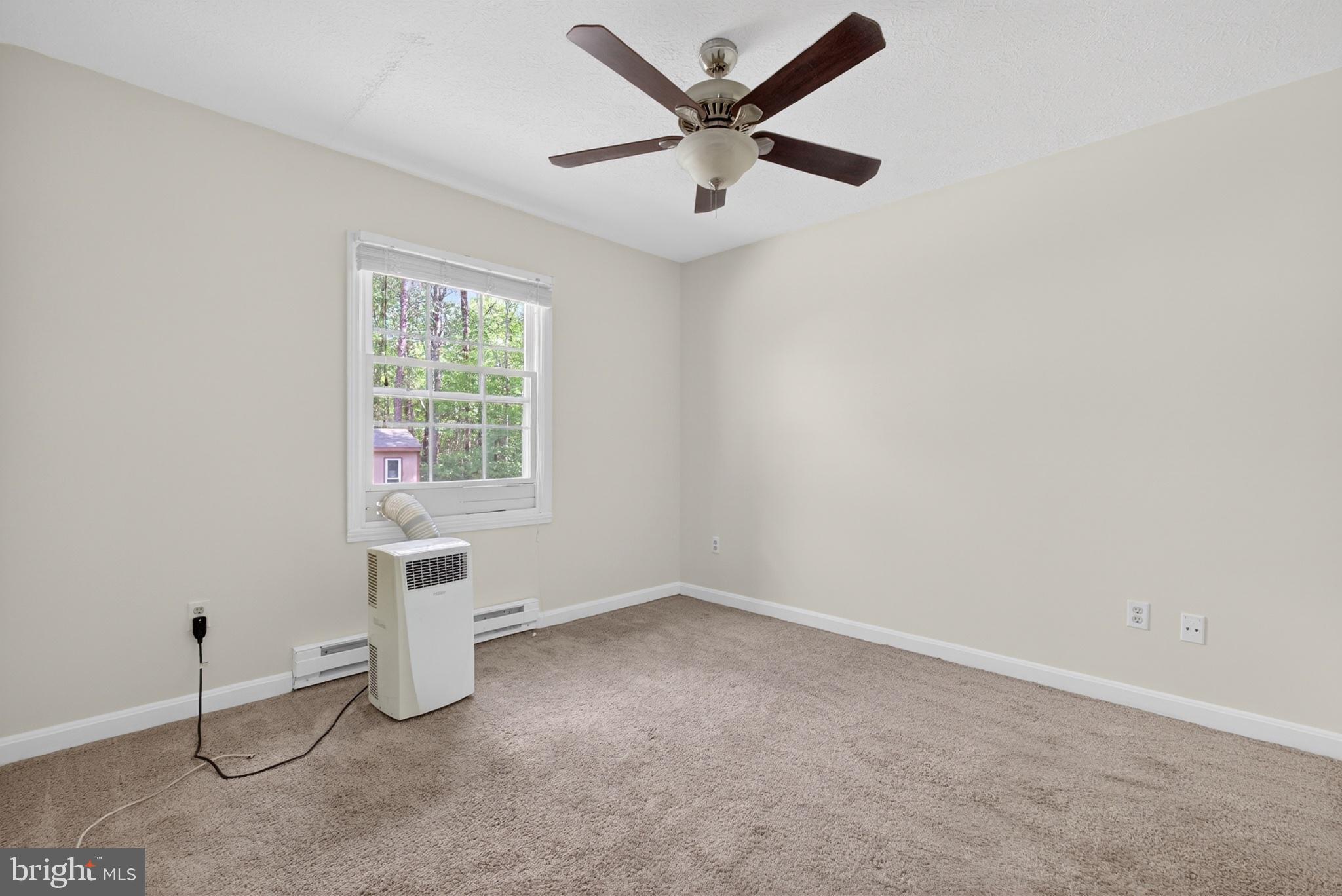 PINE HARBOUR - Residential