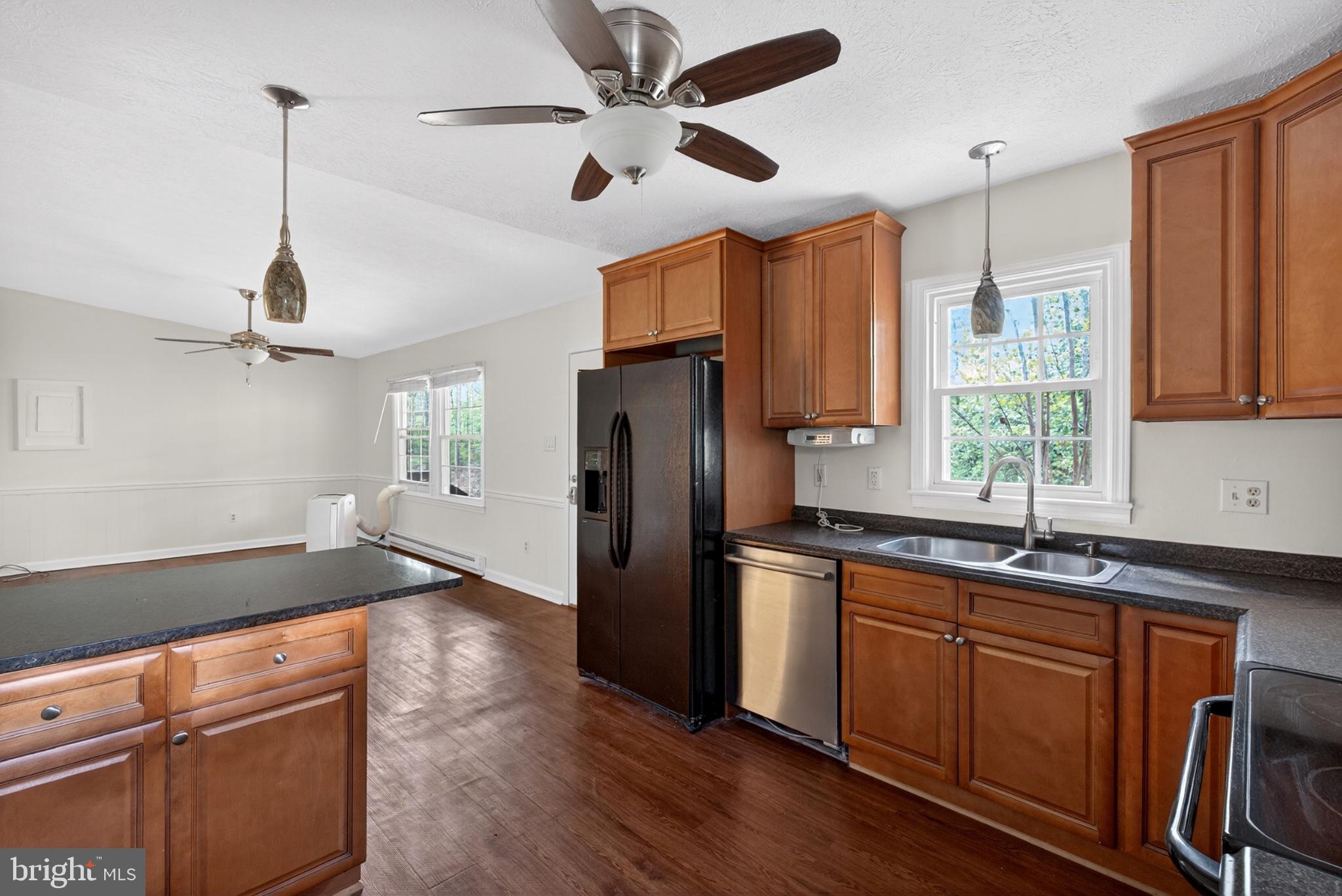 PINE HARBOUR - Residential