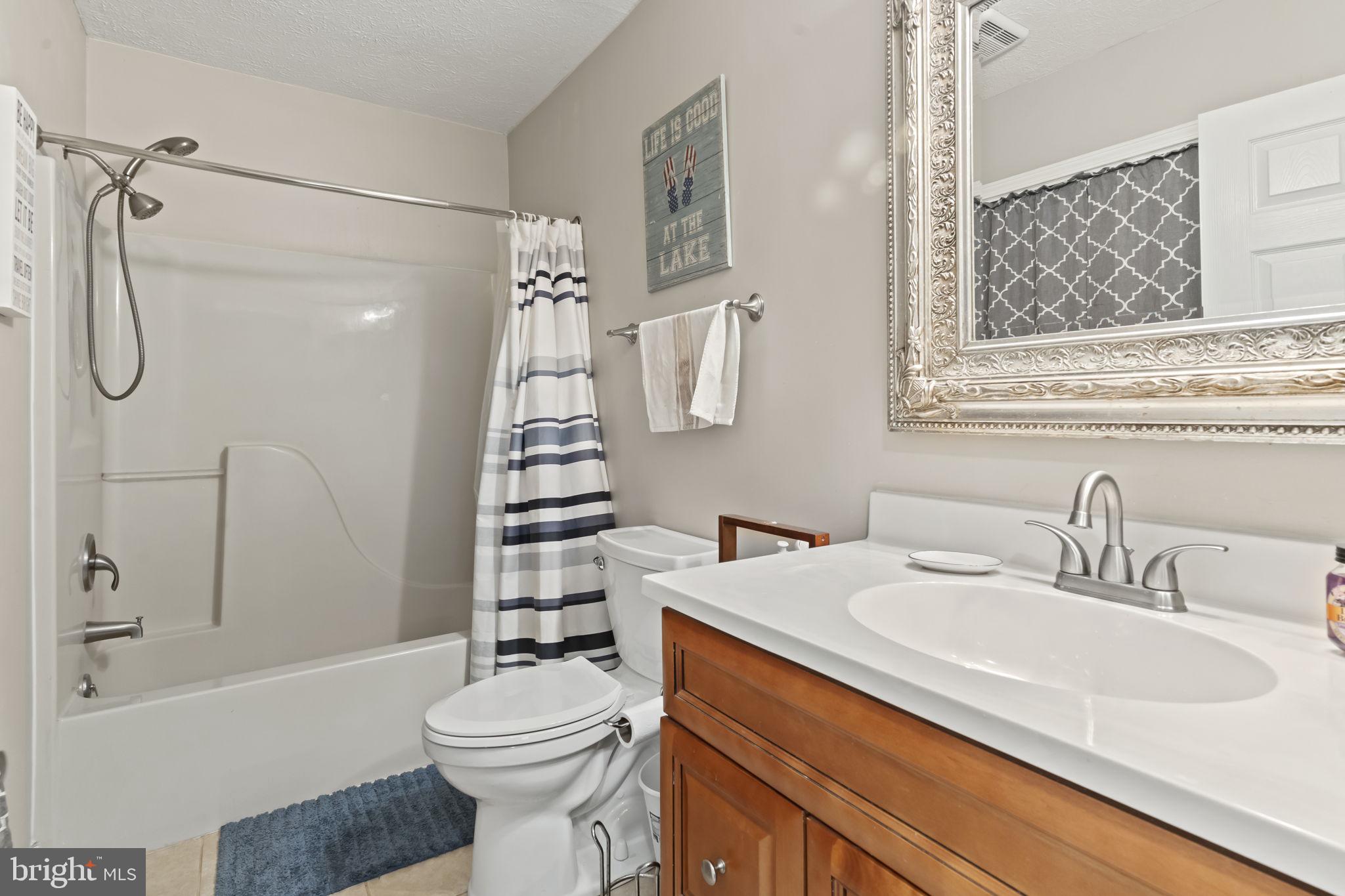 PINE HARBOUR - Residential