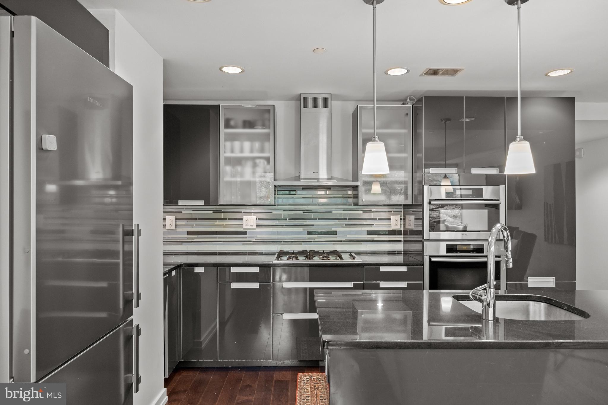 OLD CITY - Residential