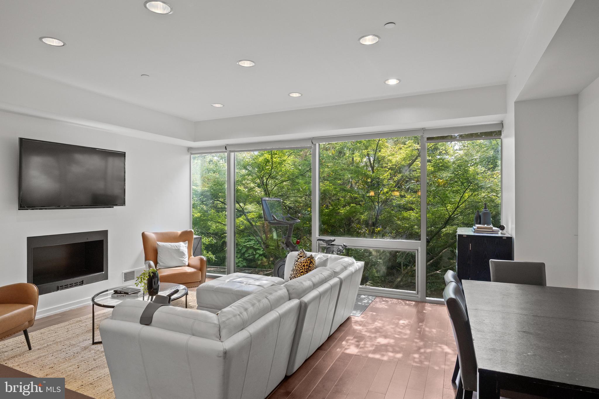 OLD CITY - Residential