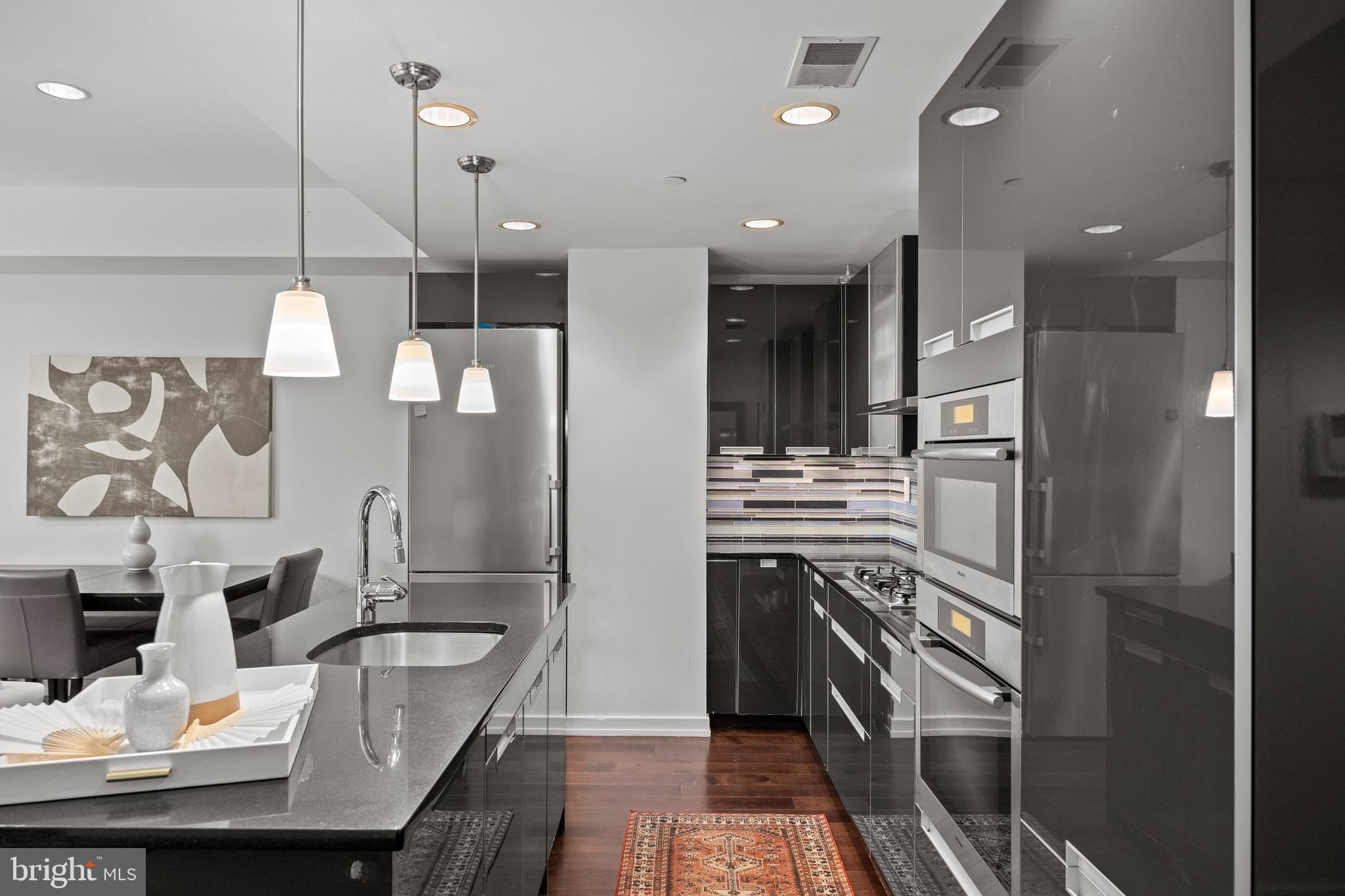 OLD CITY - Residential