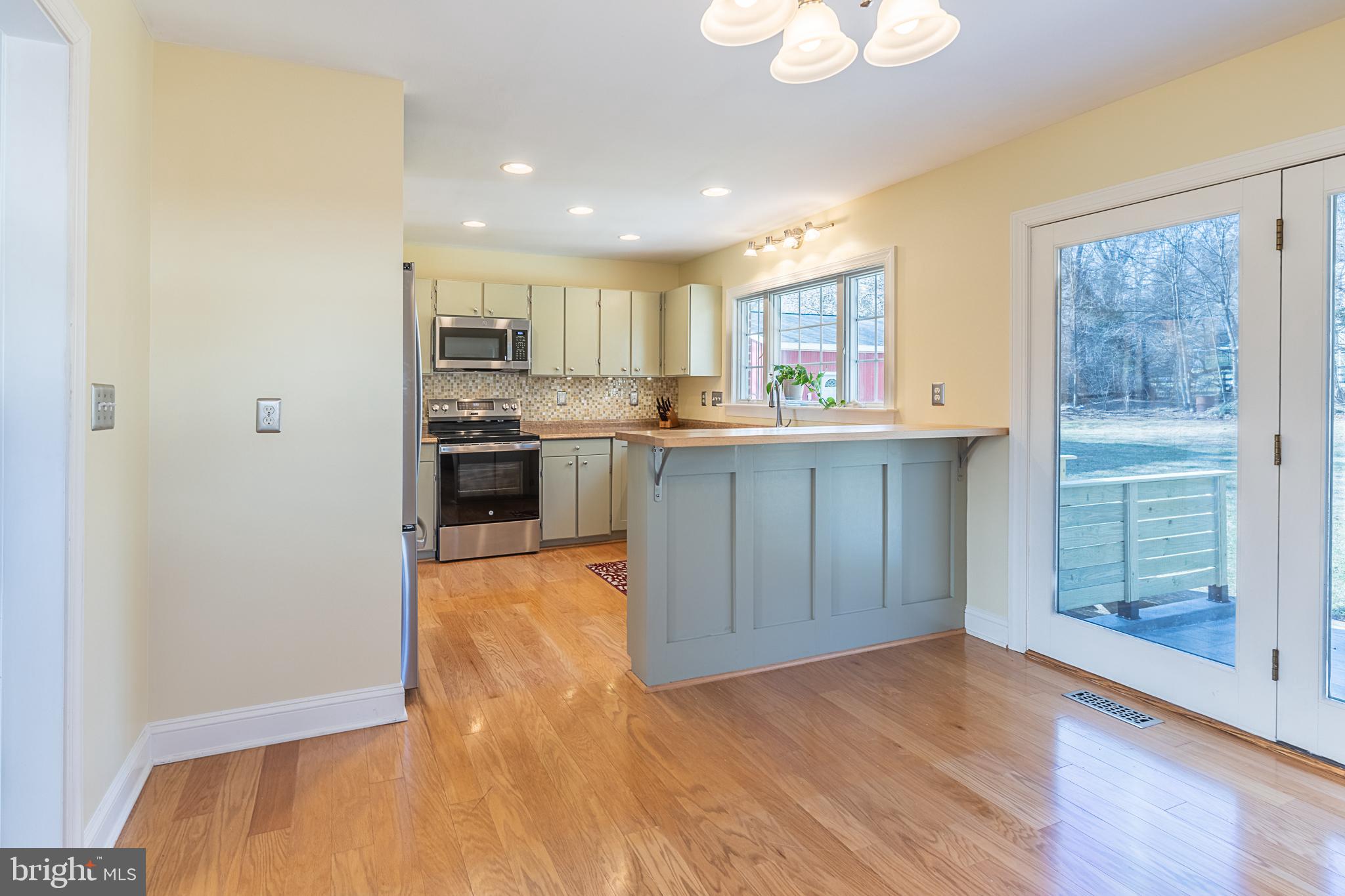 HILLWOOD ESTATES - Residential