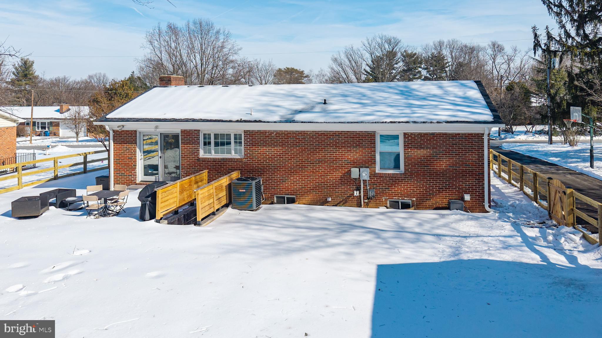 HILLWOOD ESTATES - Residential