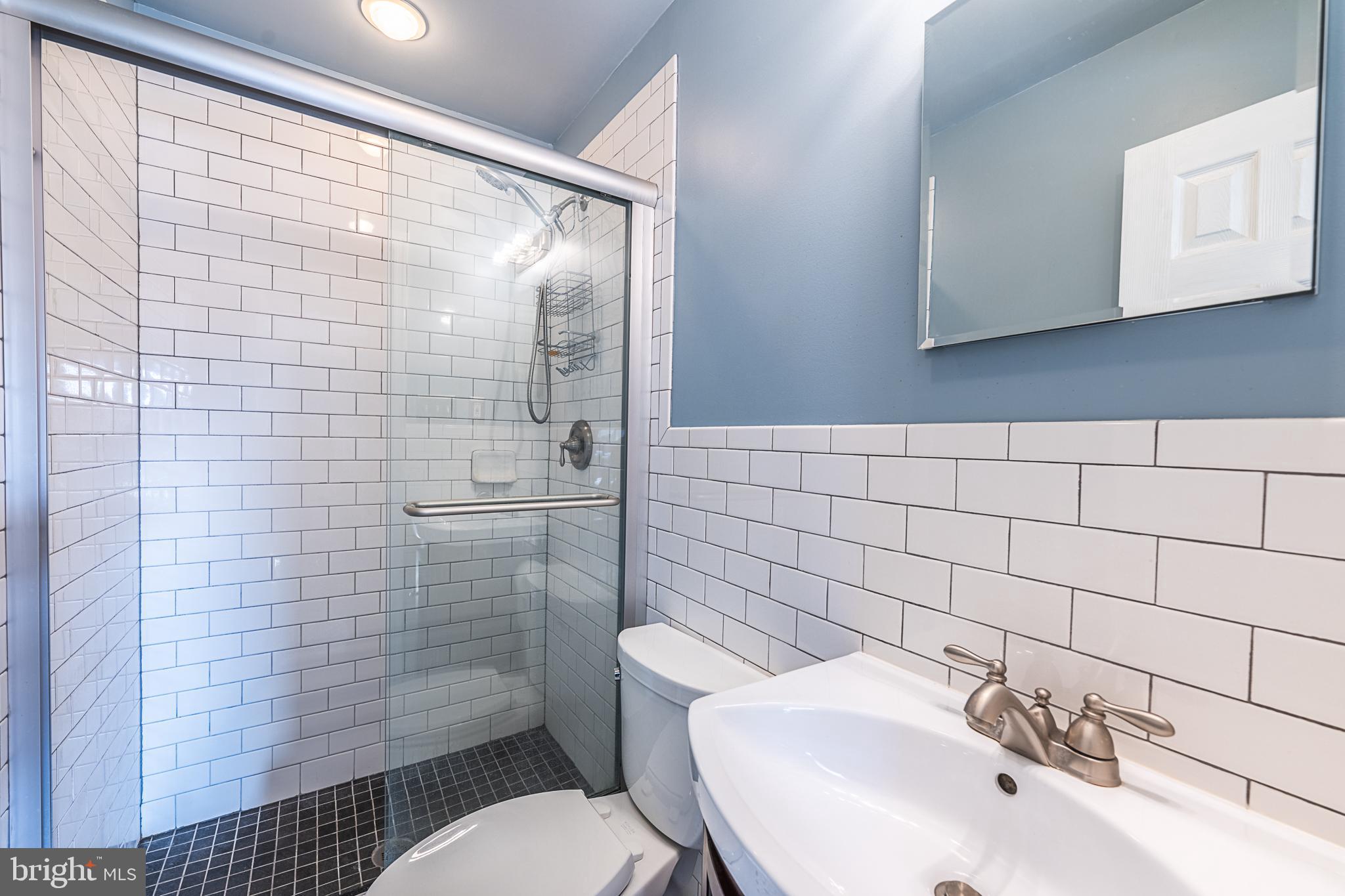 HILLWOOD ESTATES - Residential