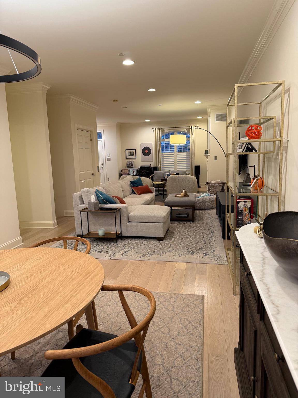 CANAL STREET - Residential