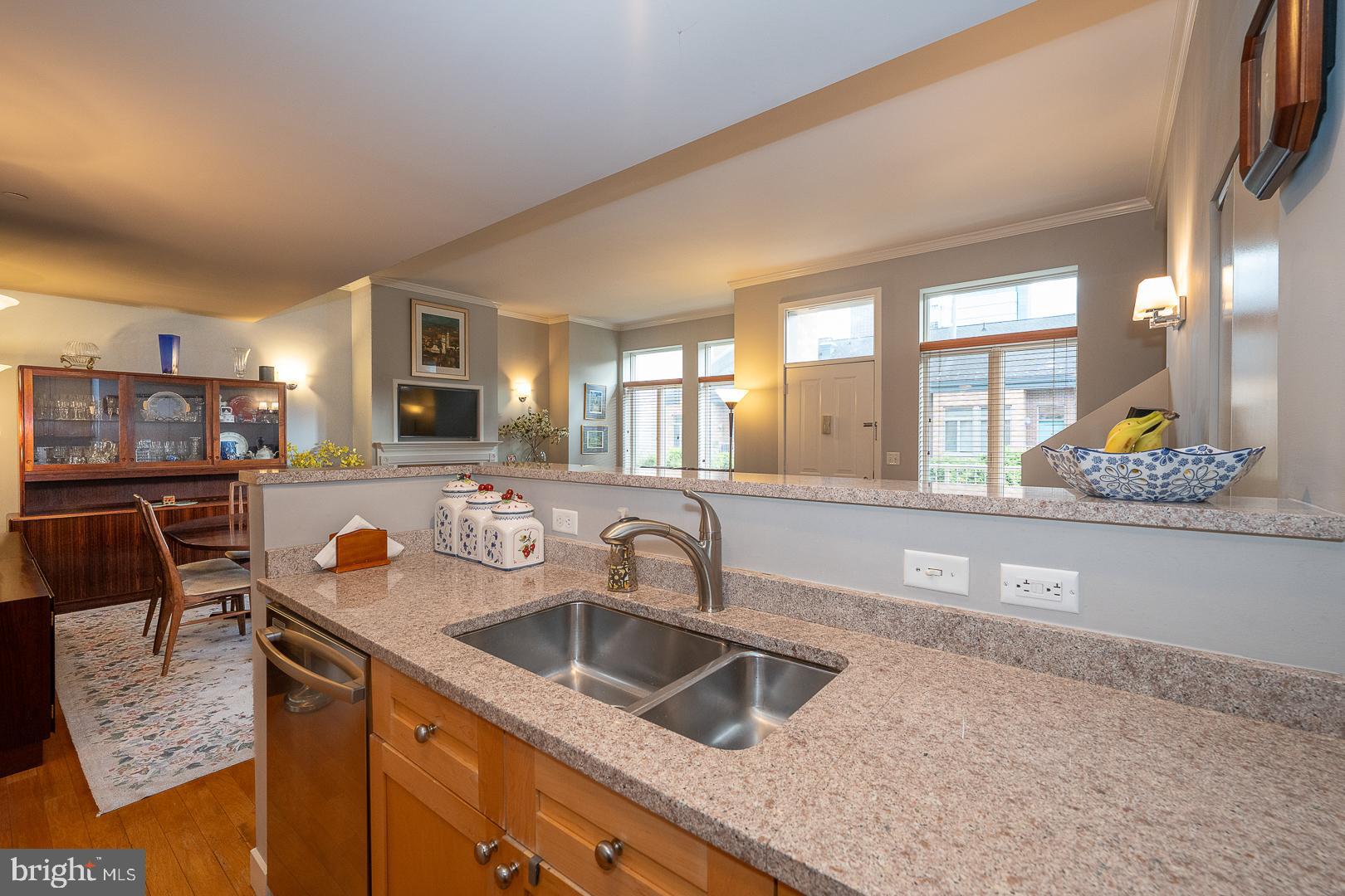 ART MUSEUM AREA - Residential