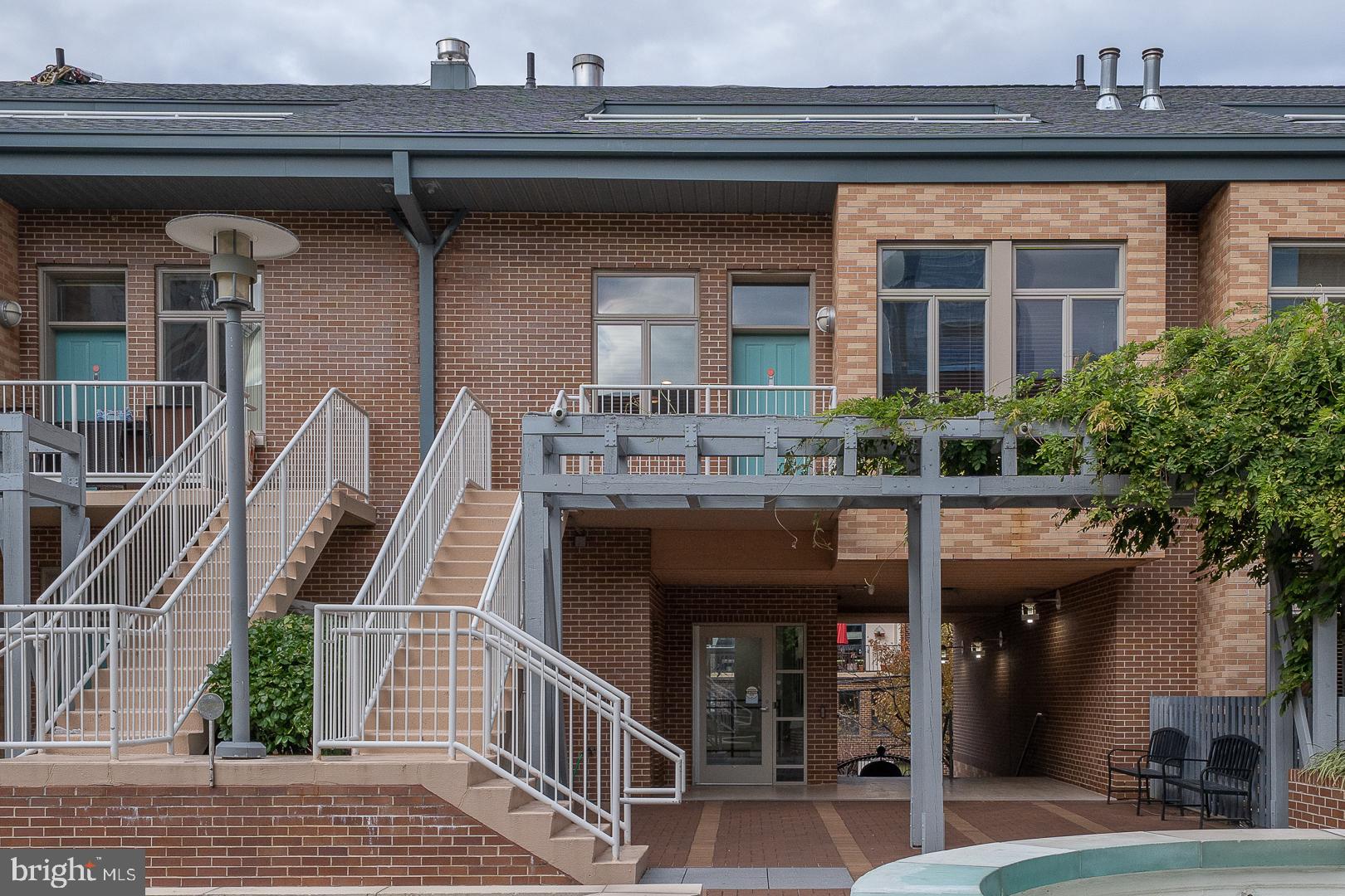 ART MUSEUM AREA - Residential