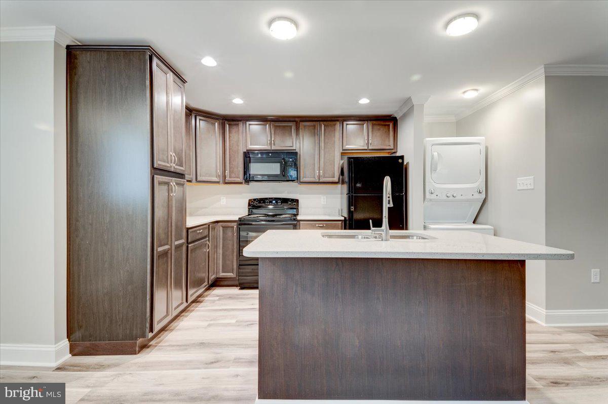 NORTH END - Residential Lease