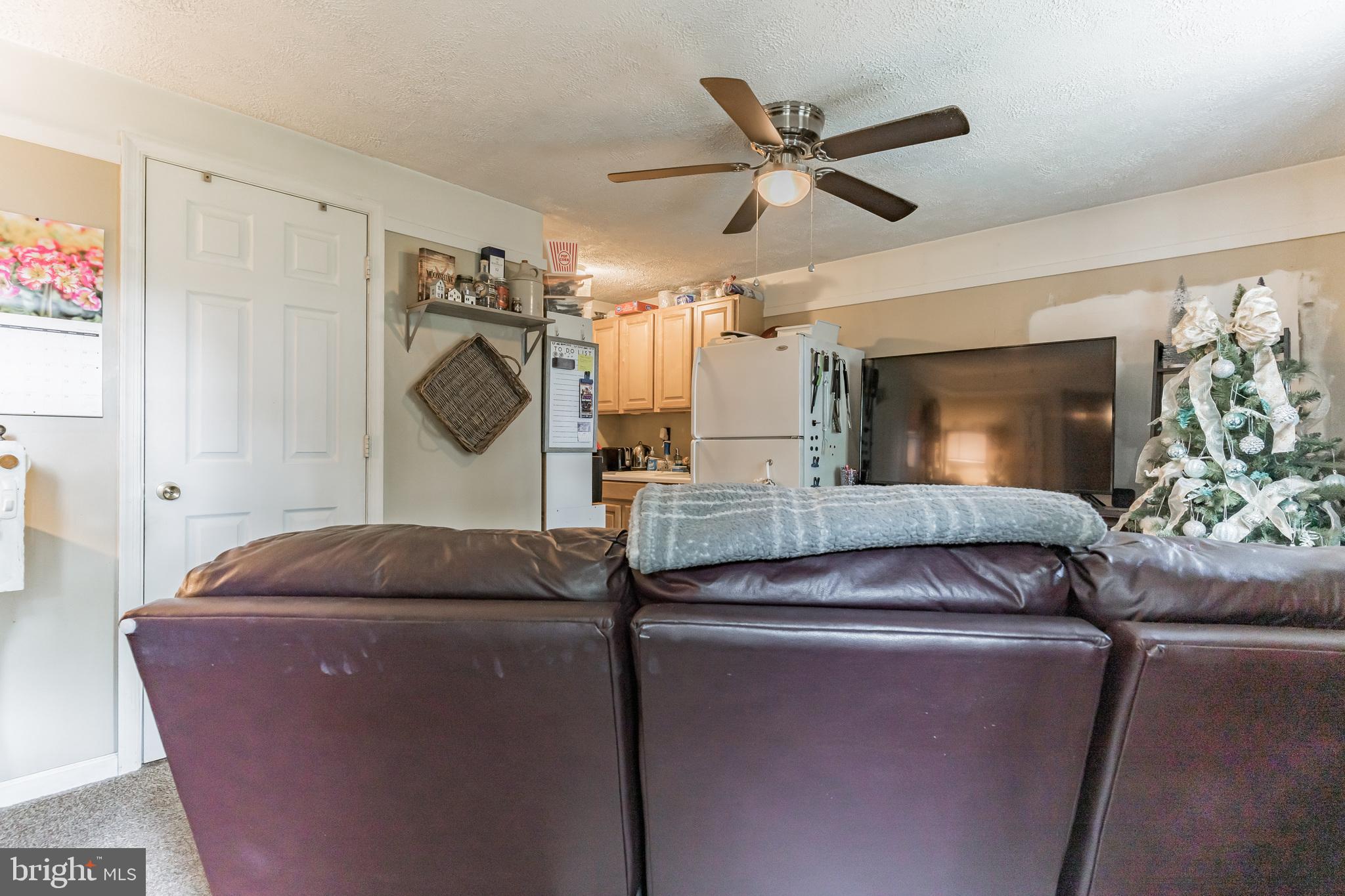 LAUREL RIDGE - Residential