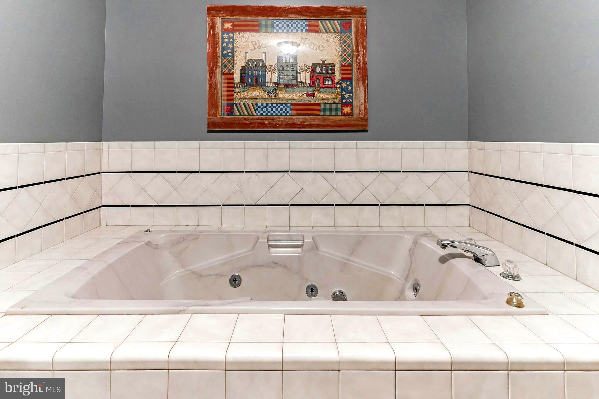 LAUREL RIDGE - Residential