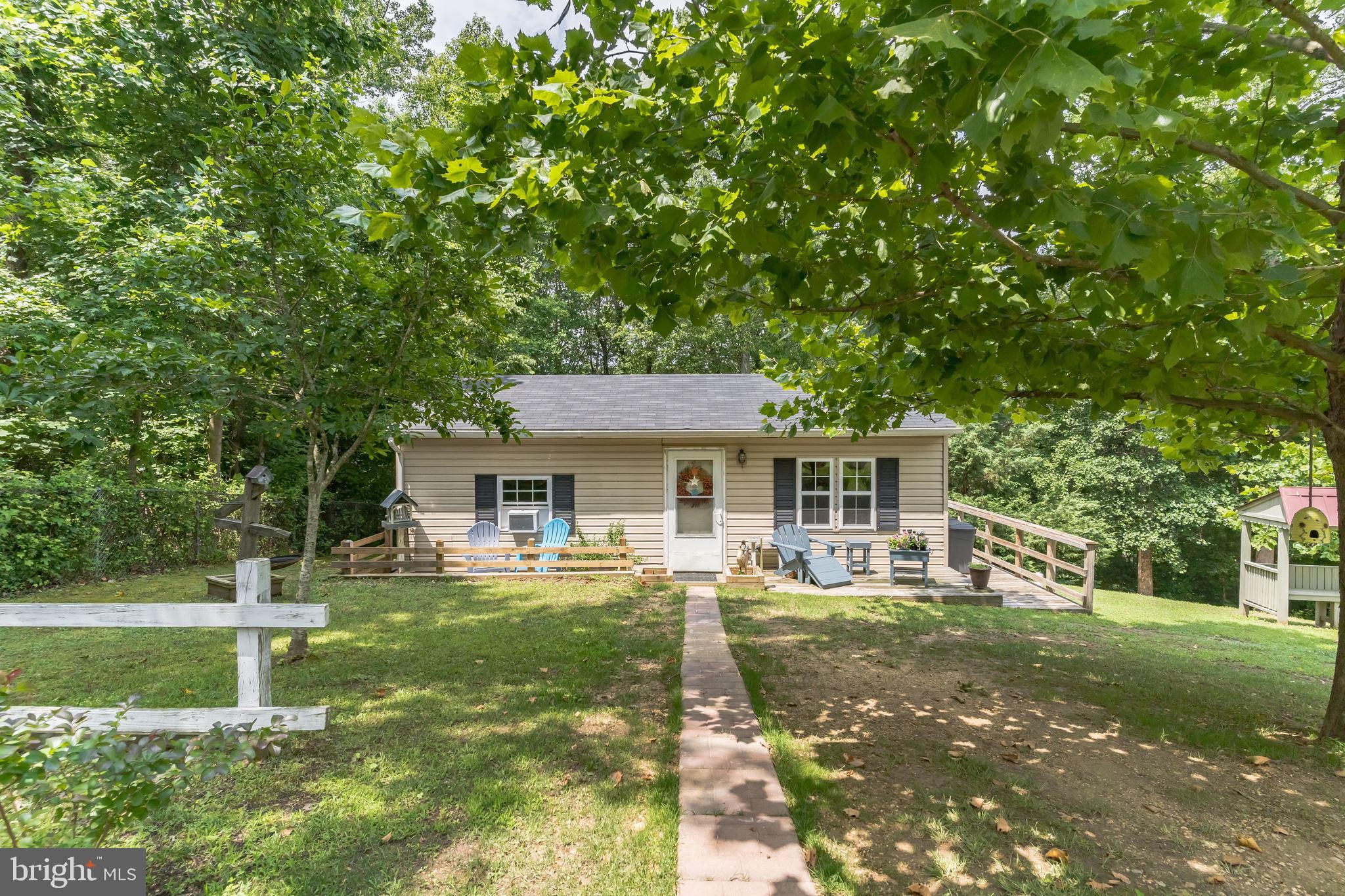 LAUREL RIDGE - Residential