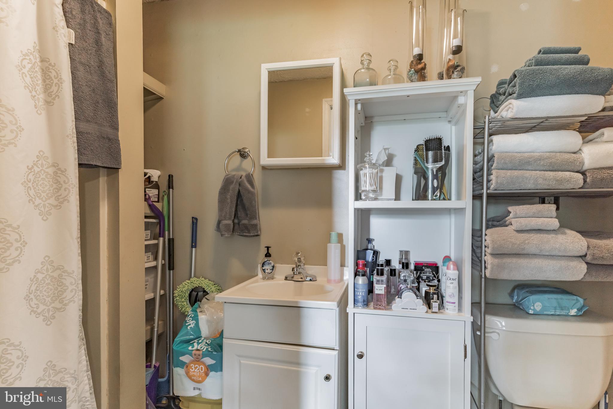 LAUREL RIDGE - Residential